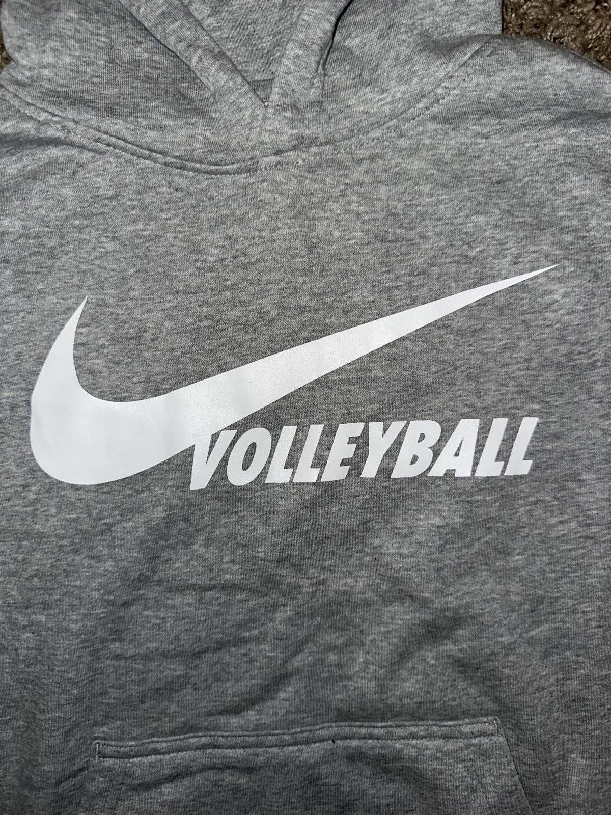 Nike Nike Big Kids (Boy’s) Club Fleece Vollyball Grey Hoodie Size US L / EU 52-54 / 3 - 3 Thumbnail