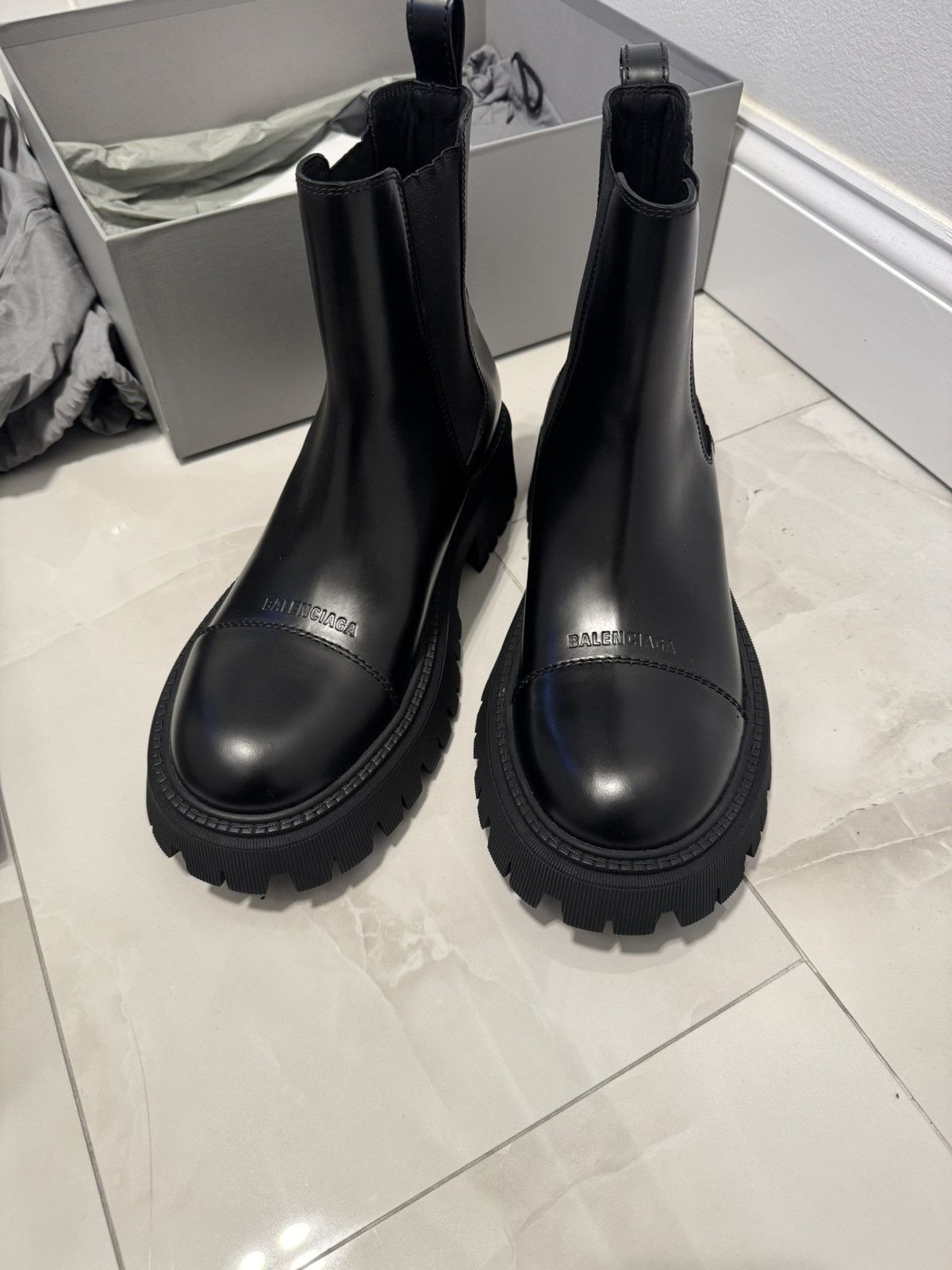 Balenciaga Balenciaga Tractor Boots Size US 11 / EU 44 - 3 Thumbnail