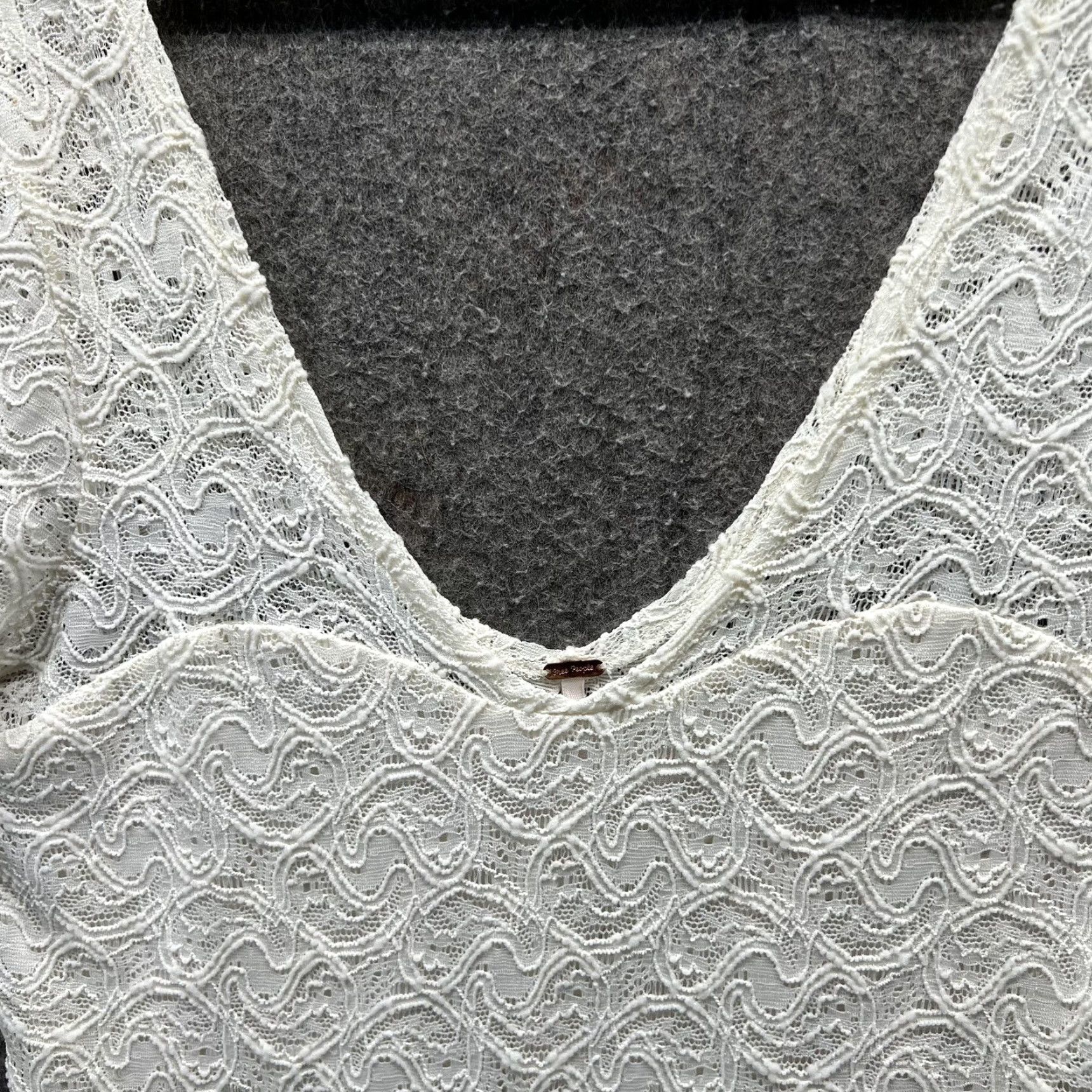Free People Free People Dress Womens L White Lace Fit & Flare 3/4 Sleeve V-Neck Skater Party/Cocktail Wedding Dresses Womens Size L / US 10 / IT 46 - 3 Thumbnail