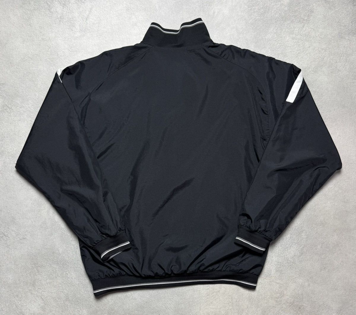 Nike Nike Vintage 1/4 Zip Nylon Reversible Sweatshirt Small Logo Size US L / EU 52-54 / 3 - 2 Thumbnail