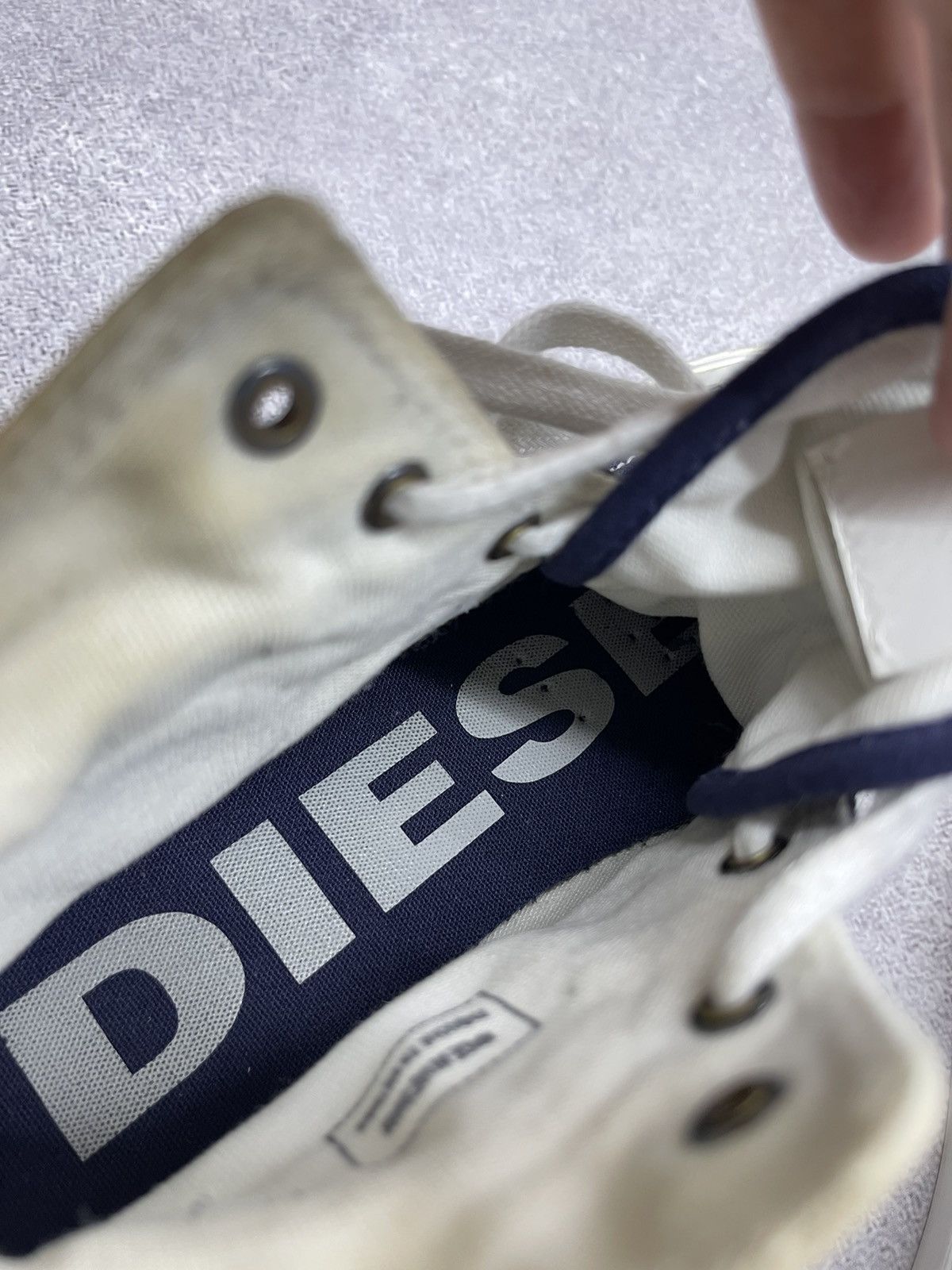 Diesel Mens Diesel Astico Mid Lace Sneaker Navy/White Y2K Size US 7.5 / EU 40-41 - 11 Thumbnail