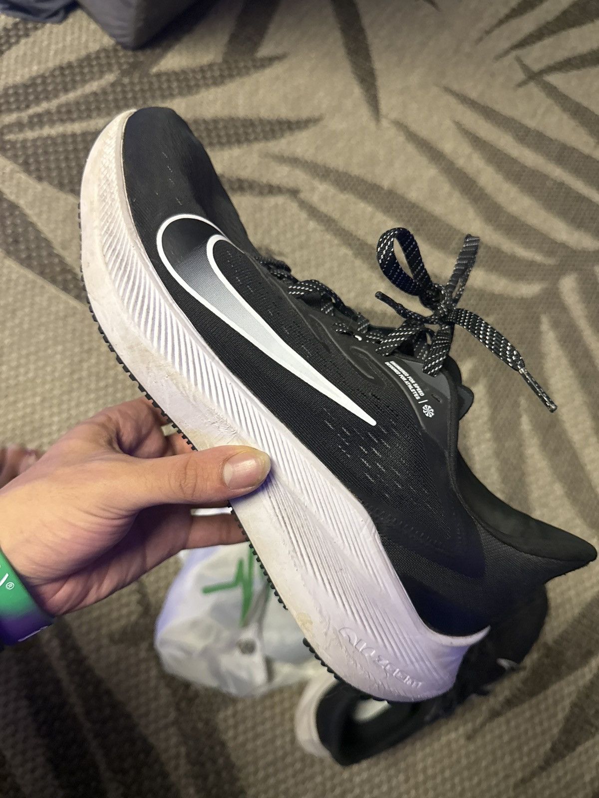 Nike Nike Zoom Winflo 7 Black Running Shoes 2020 edition StockX Size US 11 / EU 44 - 8 Thumbnail