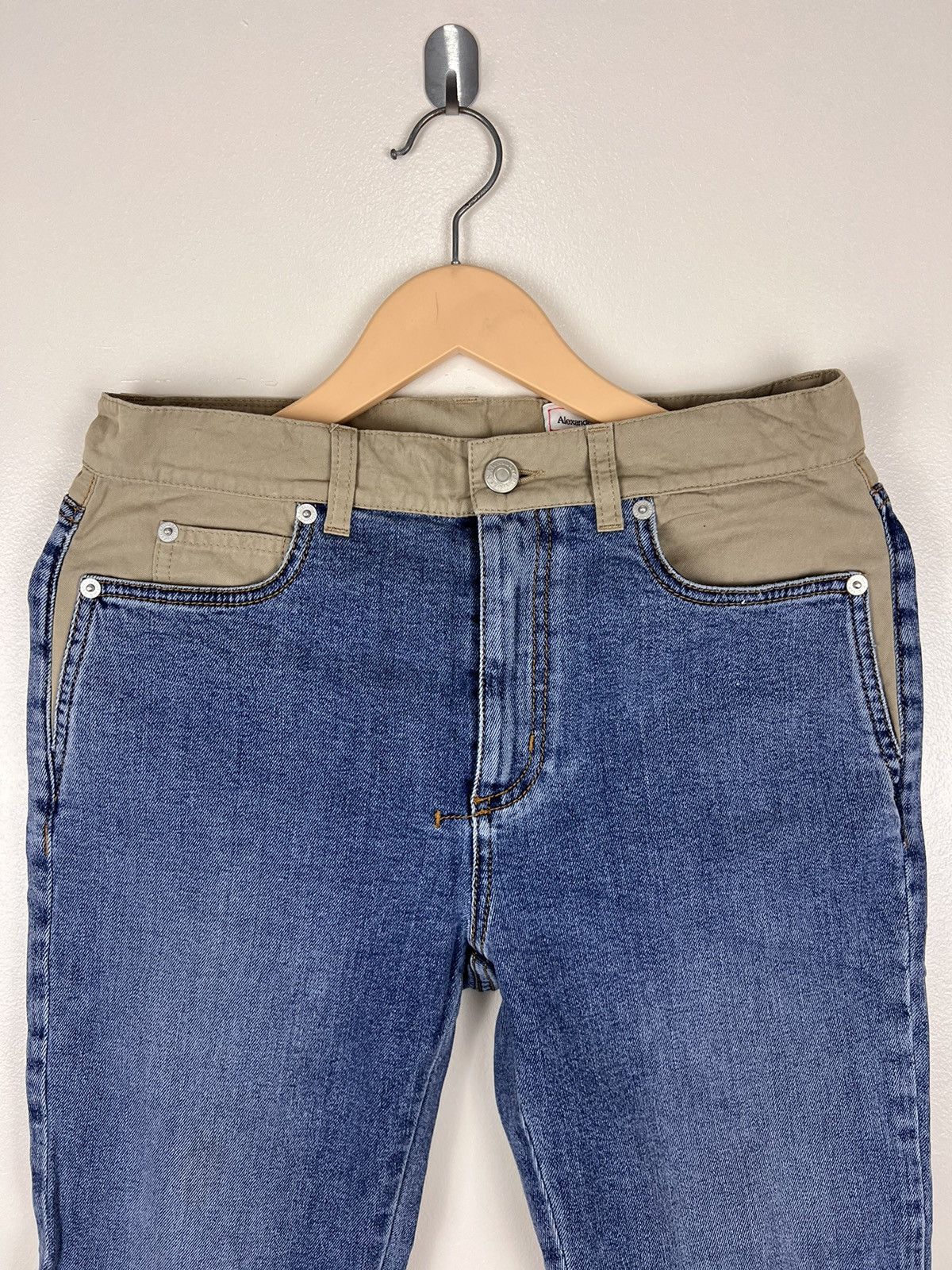 Alexander McQueen ALEXANDER MCQUEEN 2020 STRETCH JEANS Size 28" / US 6 / IT 42 - 4 Thumbnail