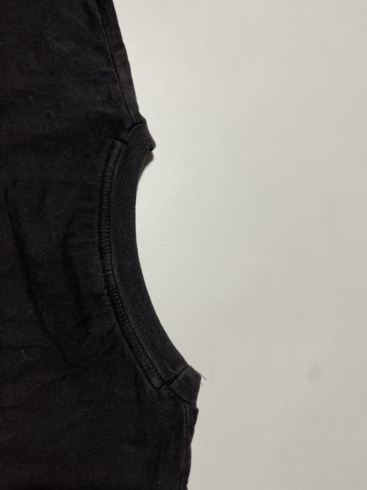 Vintage Vintage 90’s Perfectly Washed Single Stitch London Tee Size US M / EU 48-50 / 2 - 3 Thumbnail