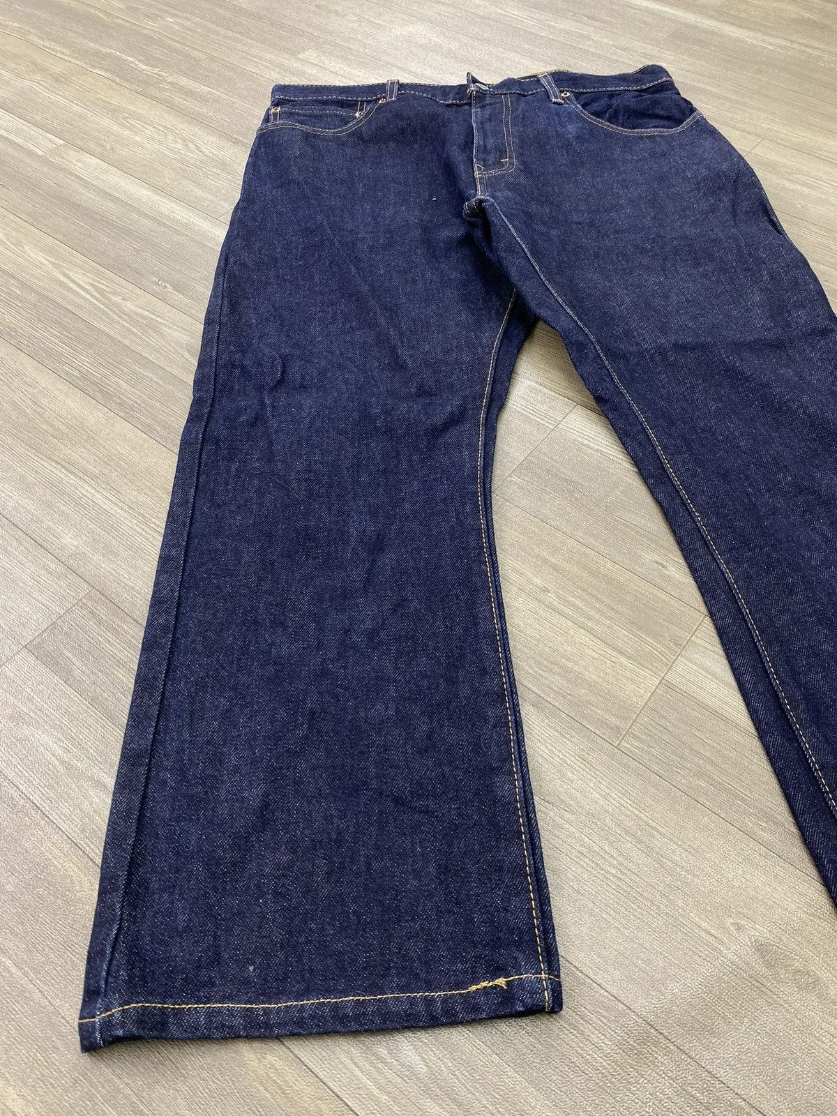 Levi's Vintage Clothing 2000s Vintage Levis 517 Bell Button Bootcut Flared Jeans Size US 33 - 3 Thumbnail