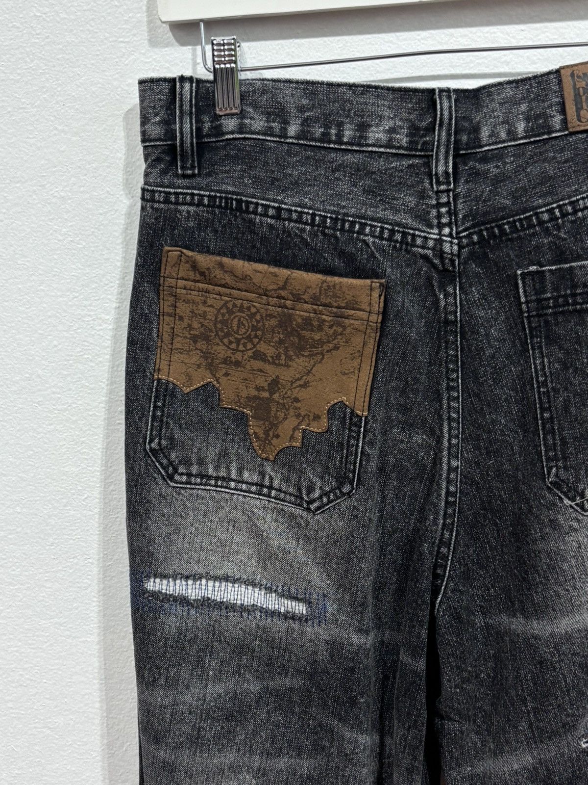Birth of Royal Child Birth Of Royal Child Nautical Treasure Map Destroyed Jorts Size US 32 / EU 48 - 6 Thumbnail