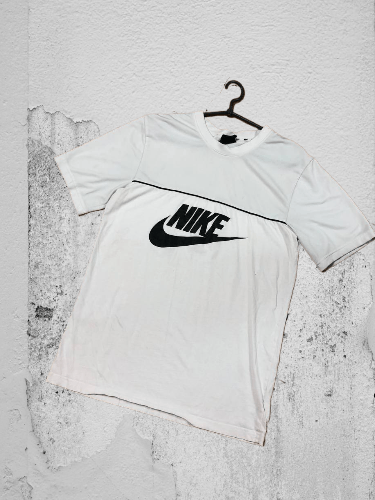 Nike Nike T-Shirt Size US M / EU 48-50 / 2 - 1 Thumbnail