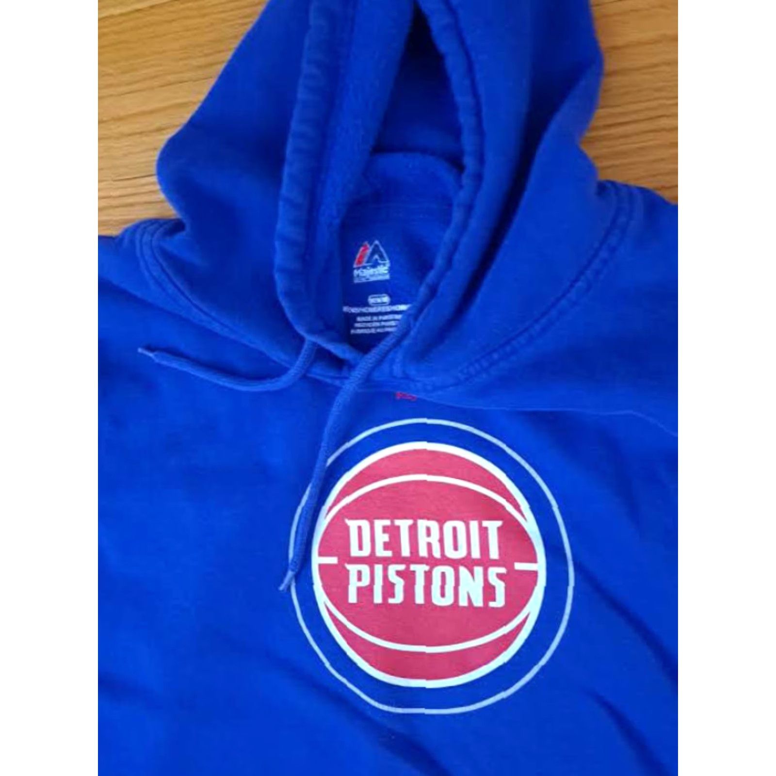 Vintage VINTAGE Majestic Detroit Pistons Basketball Hooded Sweatshirt M Blue 90s Sports Pullover Mens Womens Unisex Adults Hoodie Size M Size US M / EU 48-50 / 2 - 2 Thumbnail