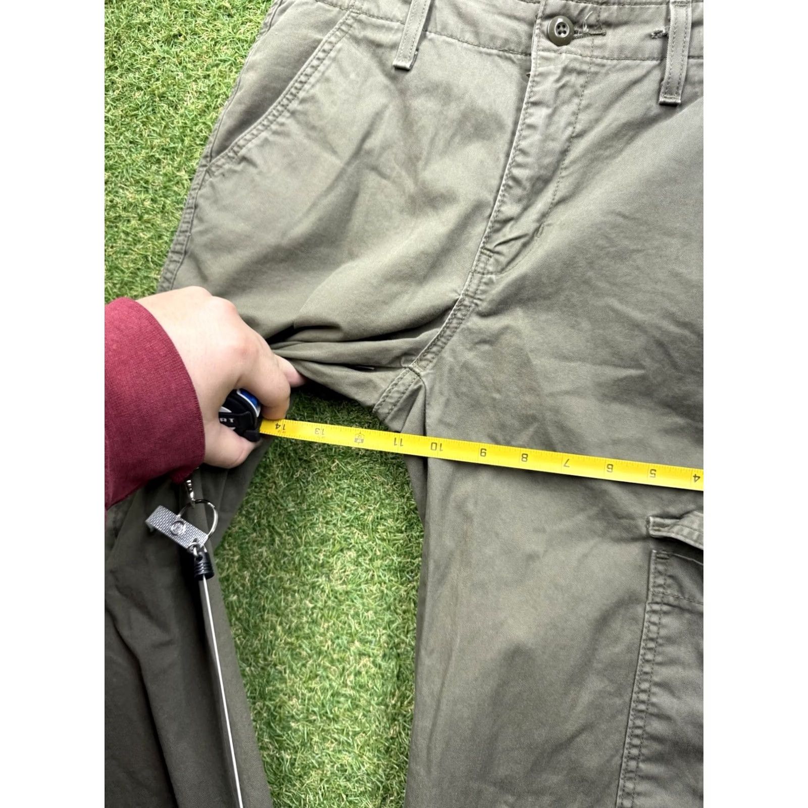 Levi's Levis 94 Baggy Cargo Pants Womens 26 Cinch Ankle Hiking Army Green 26x29 Jeans Wide Leg Womens Size 26" / US 2 / IT 38 - 3 Thumbnail