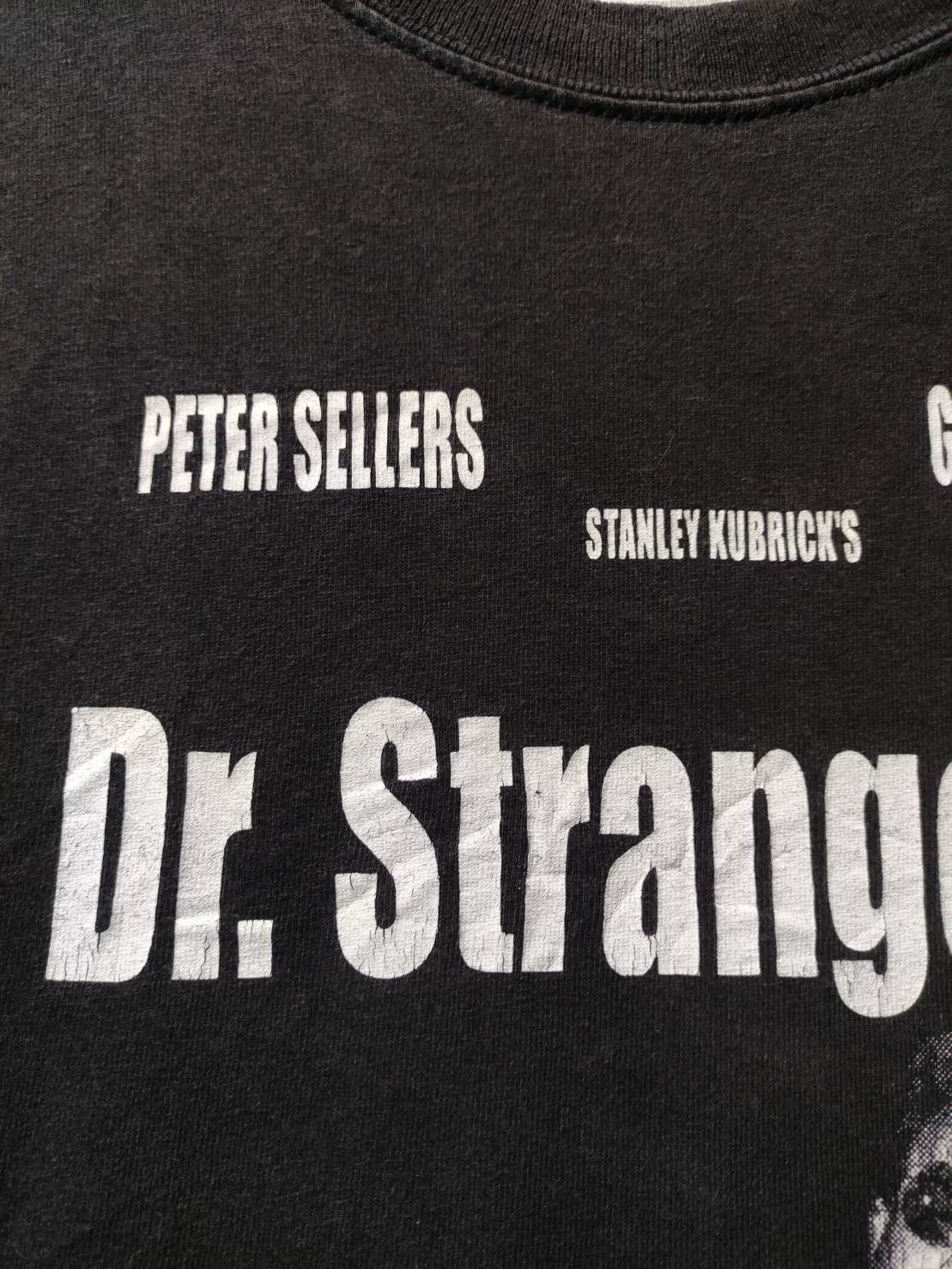 Vintage Vtg 90's Dr. Strangelove Movie By Stanley Kubrick T-Shirt Size US L / EU 52-54 / 3 - 4 Thumbnail