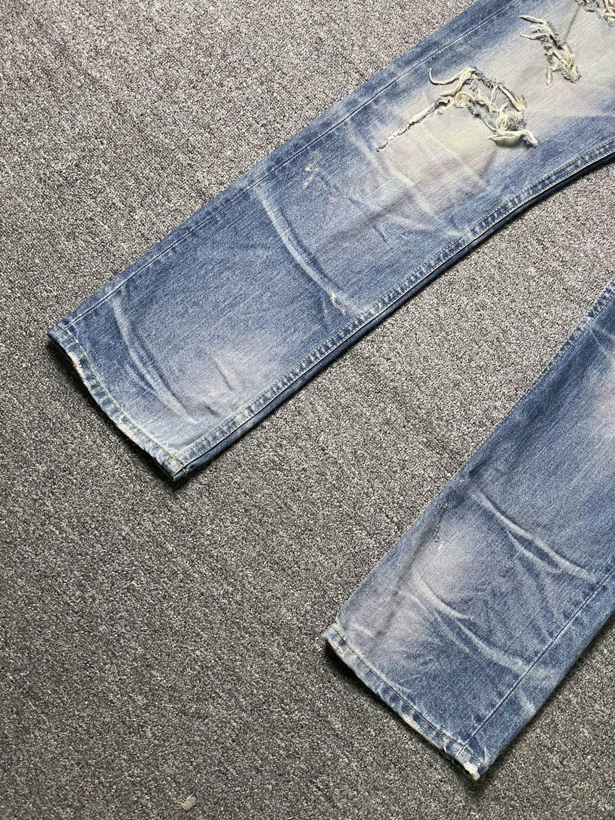 Japanese Brand Vintage LOLITA Distressed Denim Ripped Jeans (94) Size US 29 - 3 Thumbnail