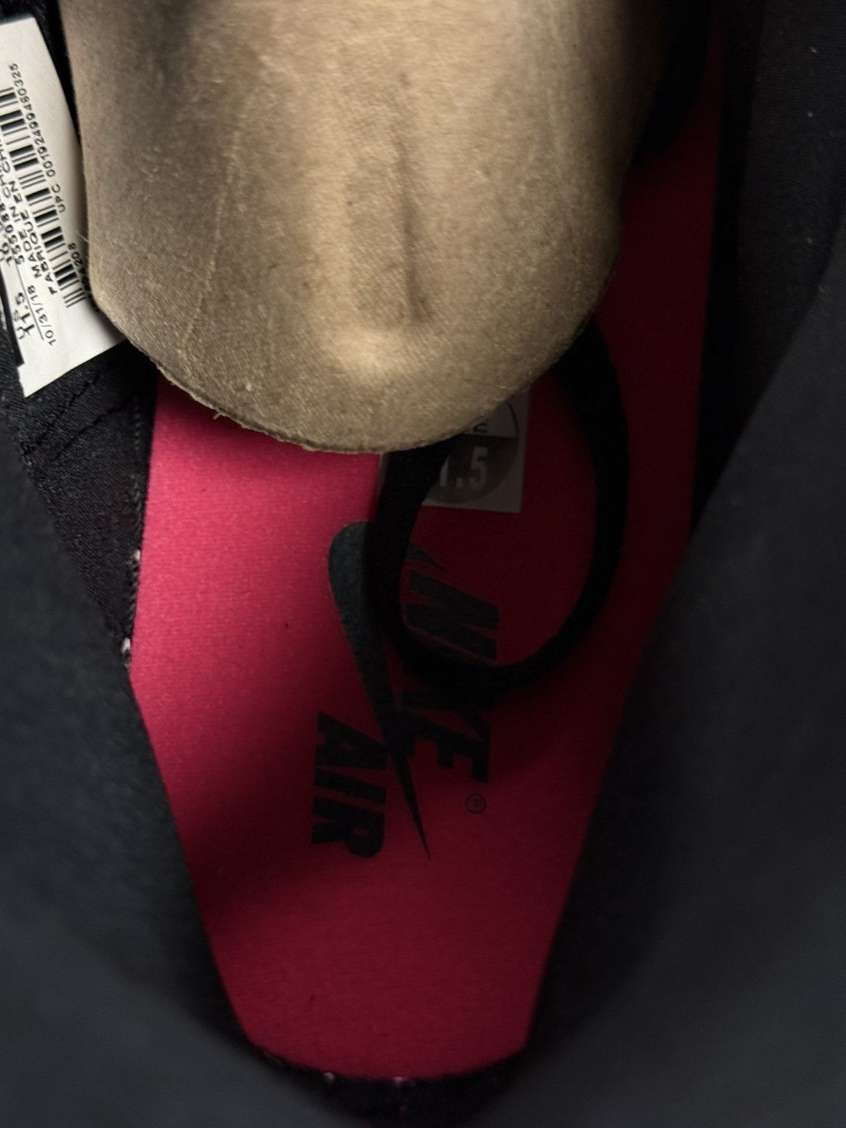 Jordan Brand × Nike Jordan 1 High OG Black Crimson Tint Size 11.5 New 2019 Size US 11.5 / EU 44-45 - 11 Thumbnail