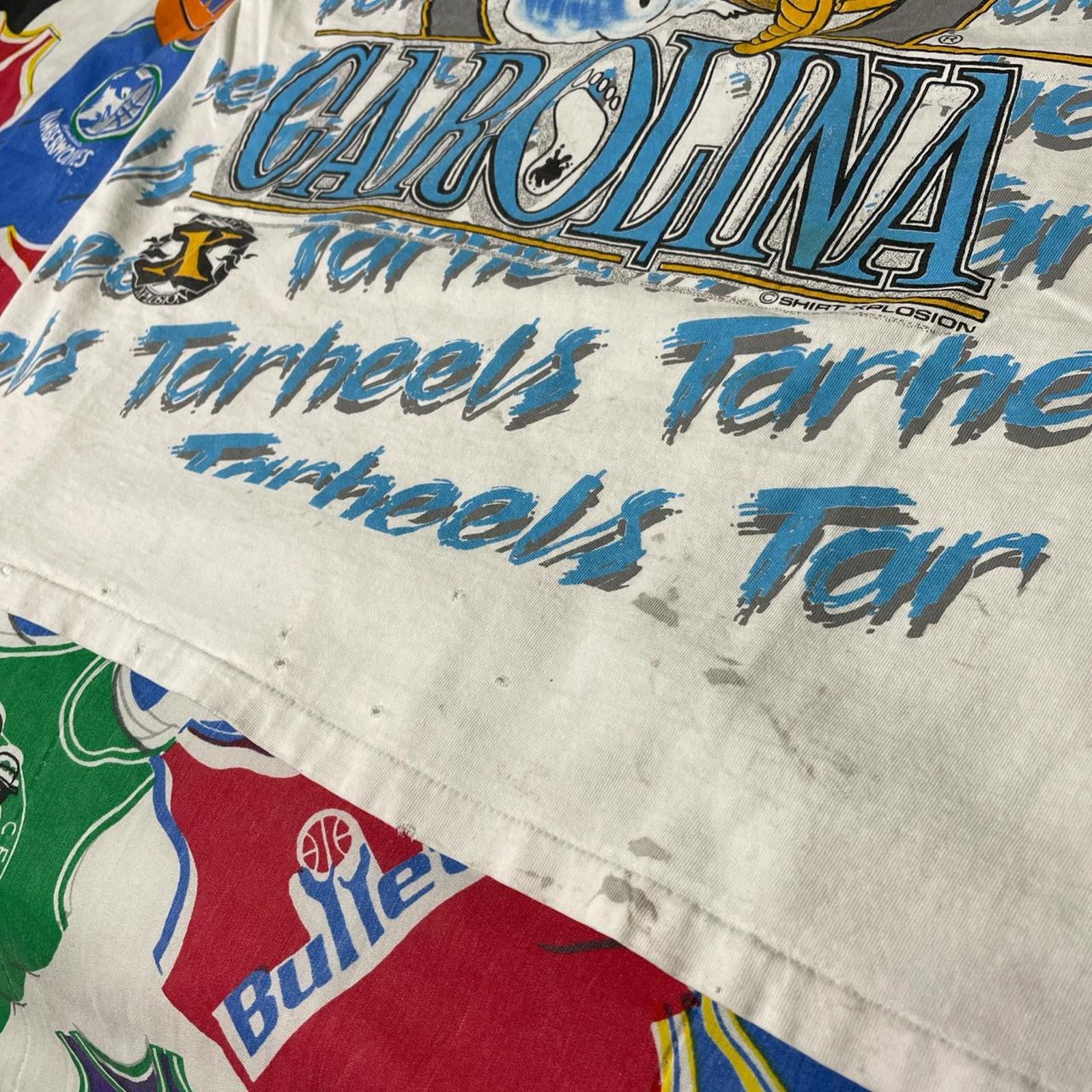 NCAA × Vintage Vintage 90s NCAA UNC Tar Heels North Carolina Basketball Tee Size US L / EU 52-54 / 3 - 5 Thumbnail