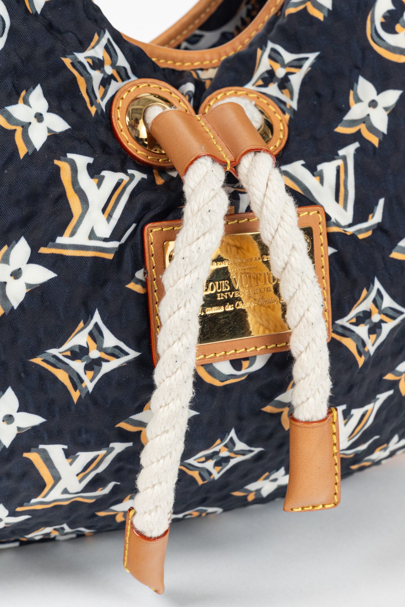 Louis Vuitton Louis Vuitton Bulles MM Navy Monogram Rope-Tassel Hobo Bag Size ONE SIZE - 9 Thumbnail