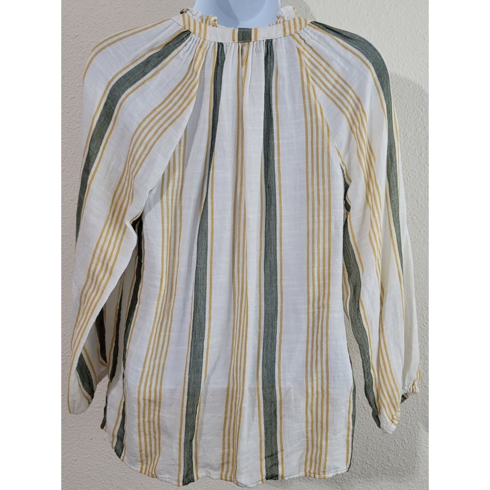 Lucky Brand Lucky Brand White Green Gold Stripe Top Small Round Ruffle Size S / US 4 / IT 40 - 3 Thumbnail