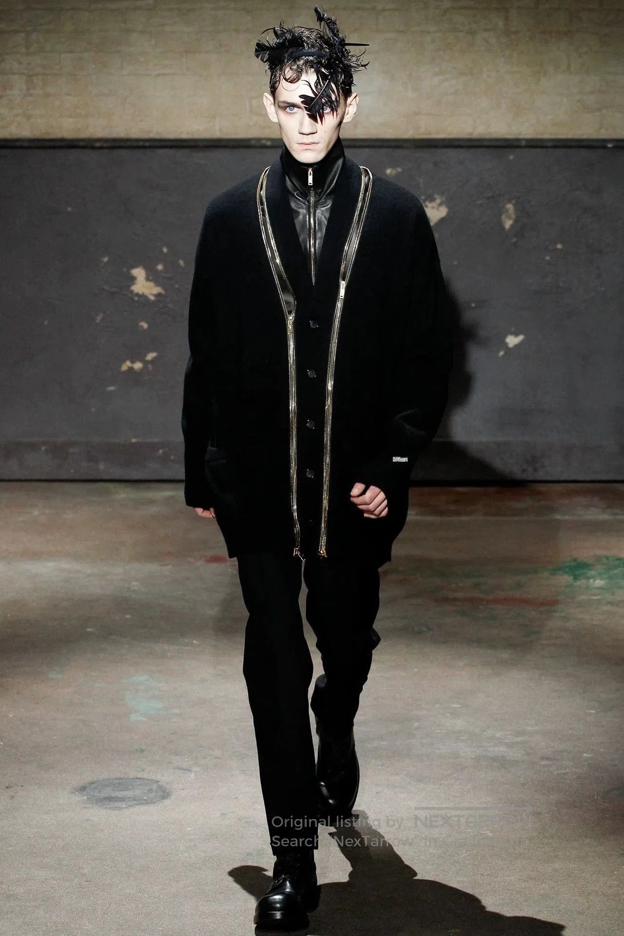 Alexander McQueen Black er Jacket with Zip Front and Ribbed Trim. Size US M / EU 48-50 / 2 - 8 Thumbnail