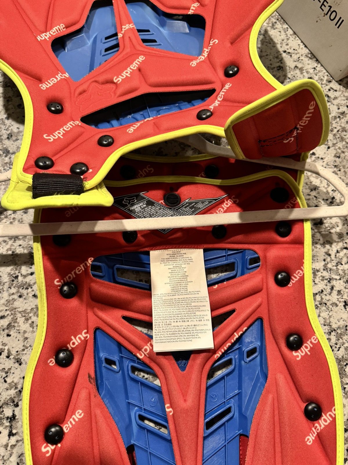 Fox Racing × Supreme Supreme X Fox Racing Proframe Roost Deflector Vest Box Logo Size ONE SIZE - 6 Thumbnail