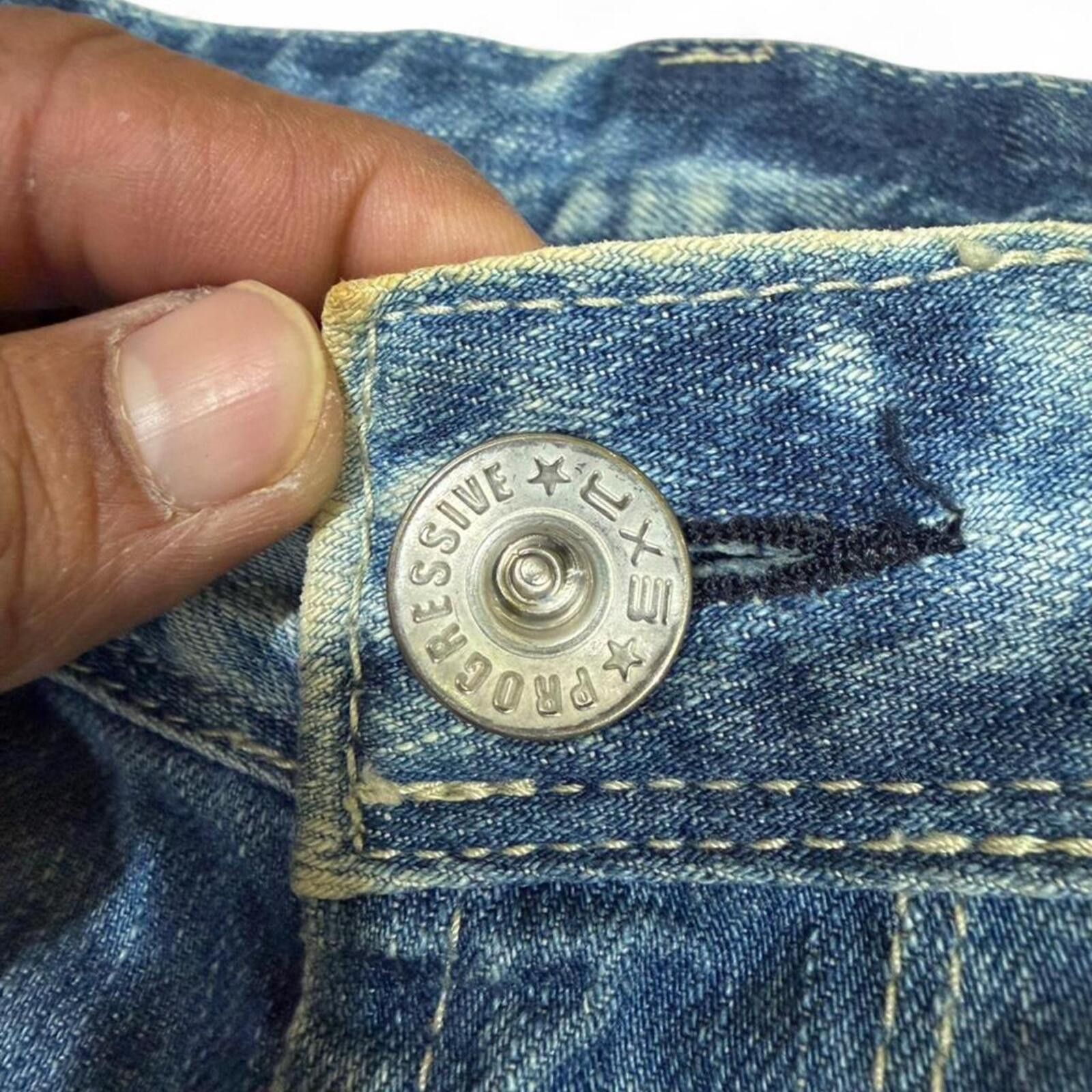 True Religion Y2K EXR Progressive light wash denim jeans light weight Size US 33 - 5 Thumbnail
