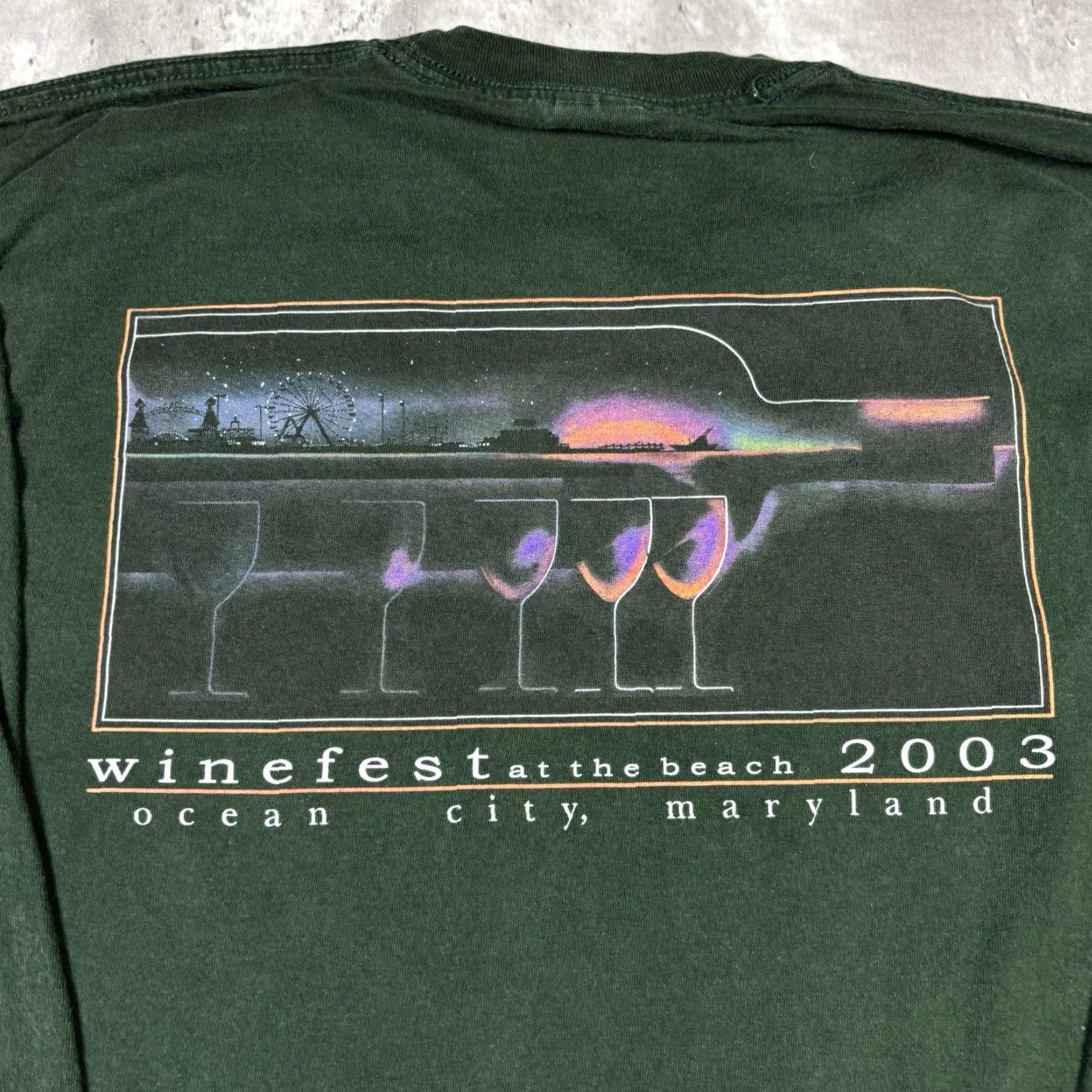 Gildan VINTAGE Winefest On The Beach Art T Shirt Long Sleeve Adult Large Size US L / EU 52-54 / 3 - 6 Thumbnail