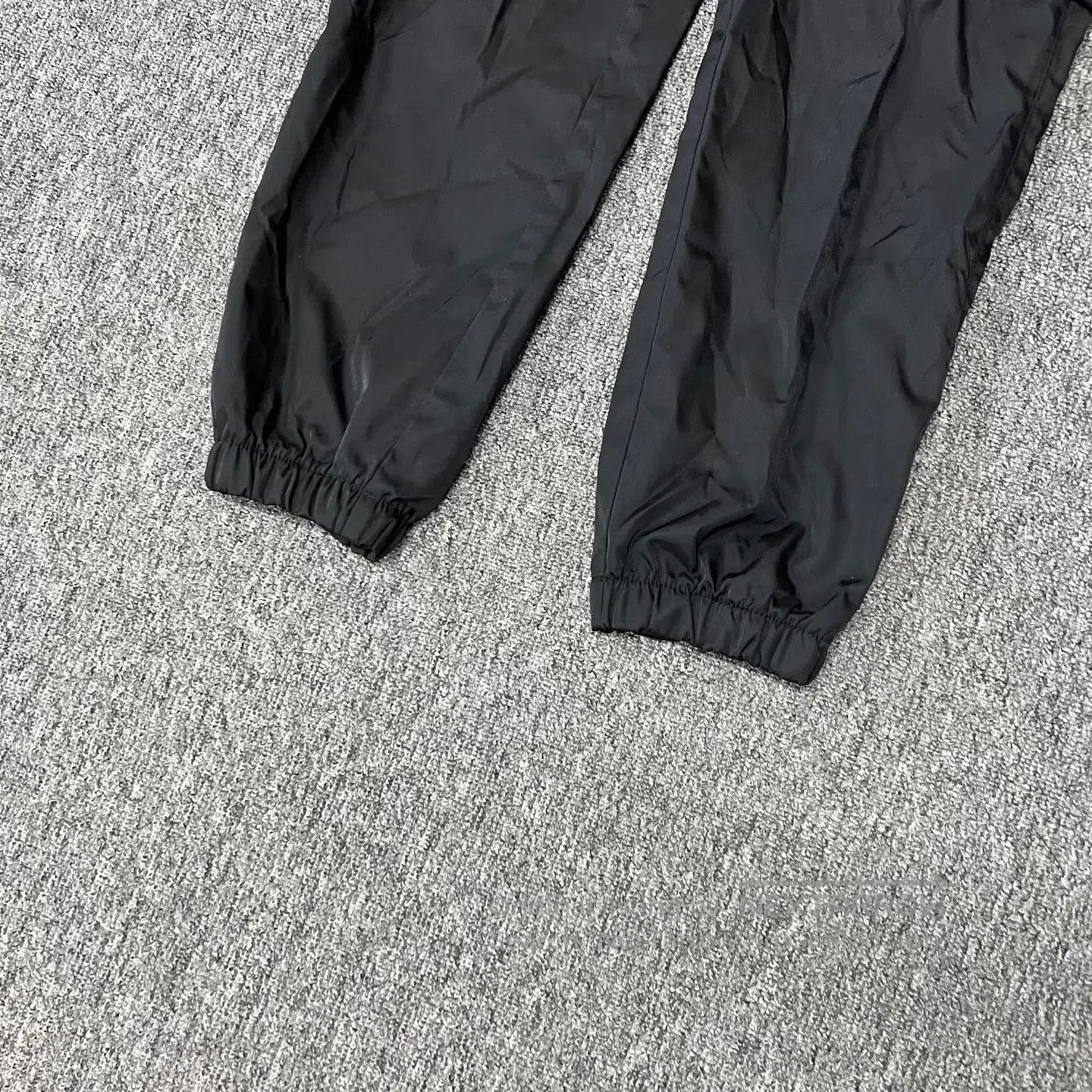 Prada Prada Delta-shaped buckle; recycled nylon pocket; work pan Size US 32 / EU 48 - 5 Thumbnail
