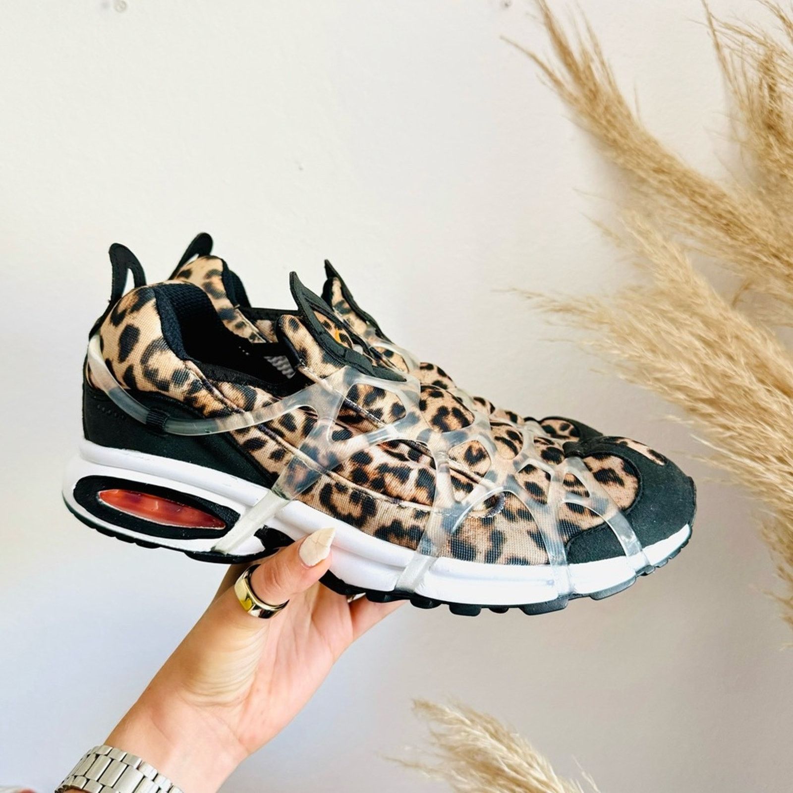 NEW NIKE Tan Black White Leopard Print Athletic Shoe Sneaker
