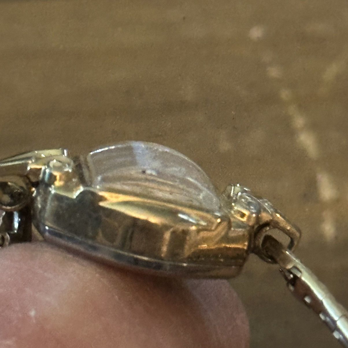 Vintage Vintage Gruen Precision 17 Jewels Swiss gold tone watch Size ONE SIZE - 4 Thumbnail
