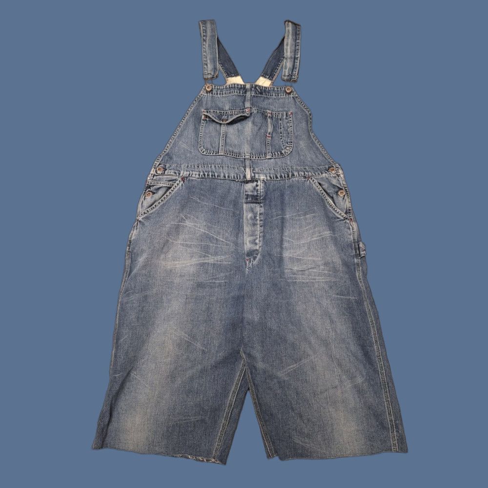 Diesel VINTAGE Diesel Denim Overalls Shorts CUT Grunge Distressed XL 1990s Blue Denim Grunge See photos Italy Diesel XL Mens? Size 40" / US 18 - 1 Thumbnail