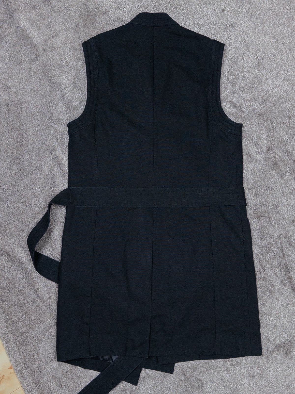 D.Gnak By Kang.D D.Gnak By Kang.D Black Cotton Sleeveless Dark Jacket Size 48 Size US M / EU 48-50 / 2 - 8 Thumbnail