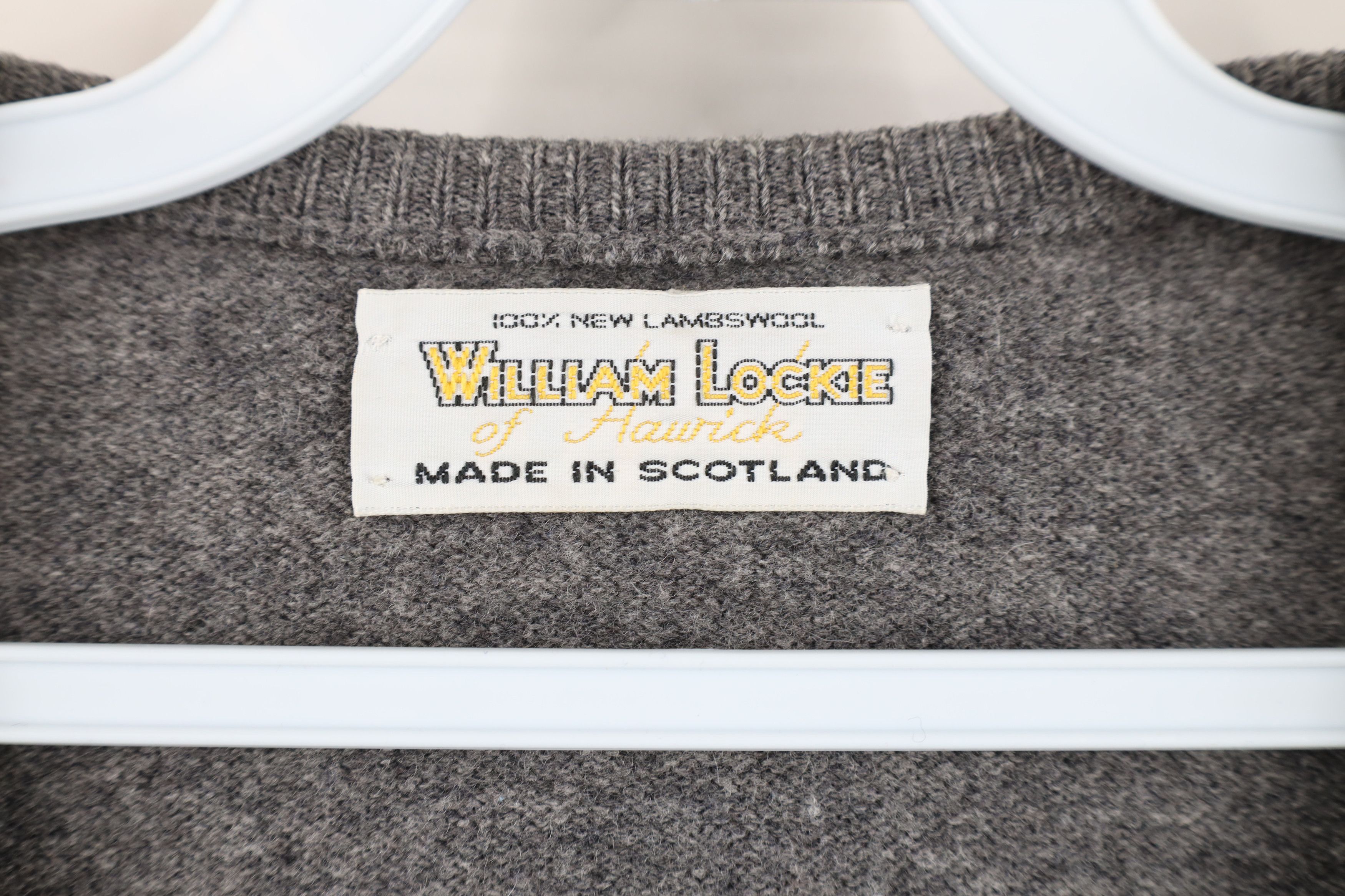 Vintage Vintage 70s William Lockie Scotland Knit V-Neck Sweater Gray Size US XXL / EU 58 / 5 - 7 Thumbnail