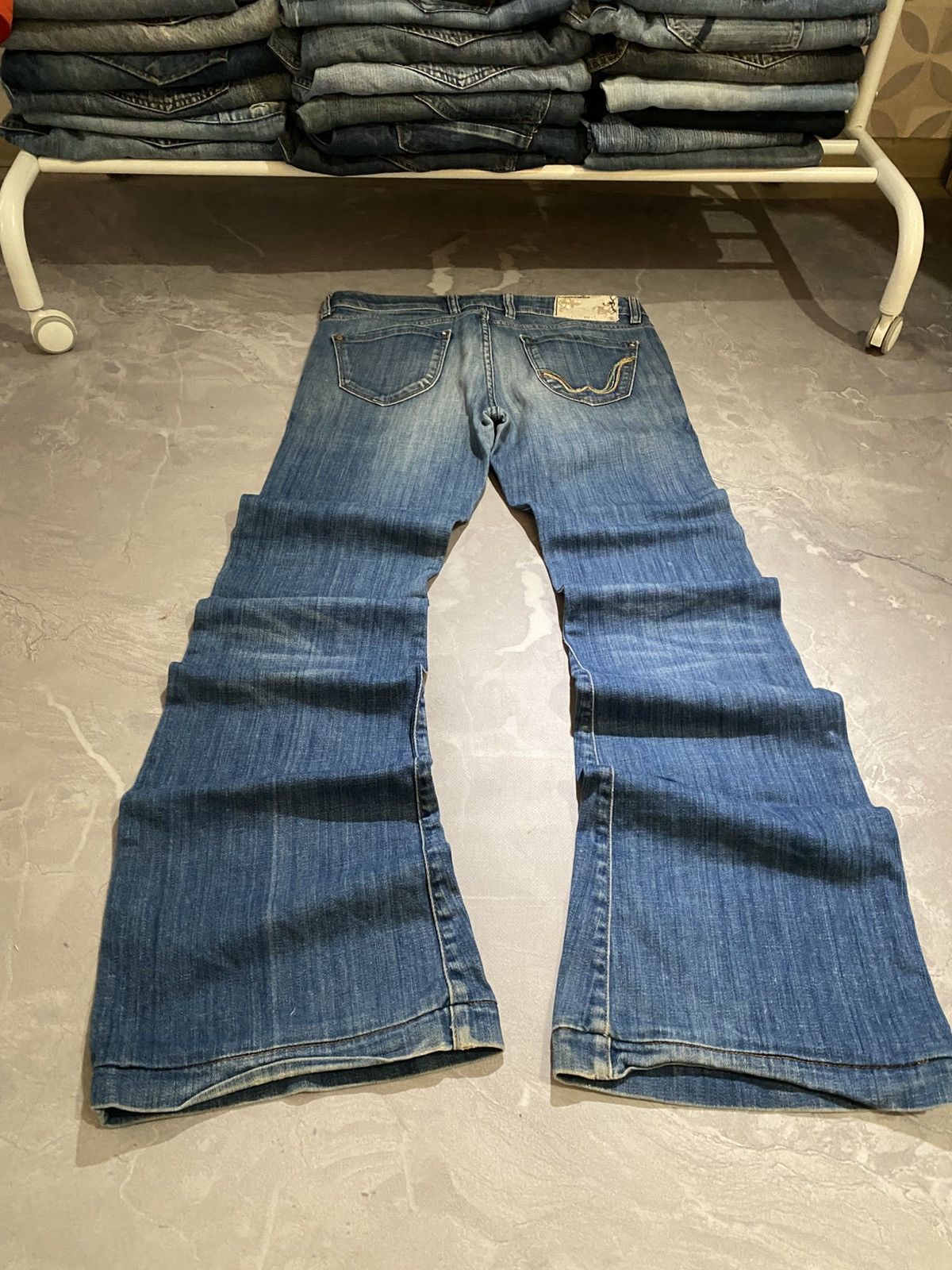 00s Archive Flared Jeans Heavy Fade Underground Vibe