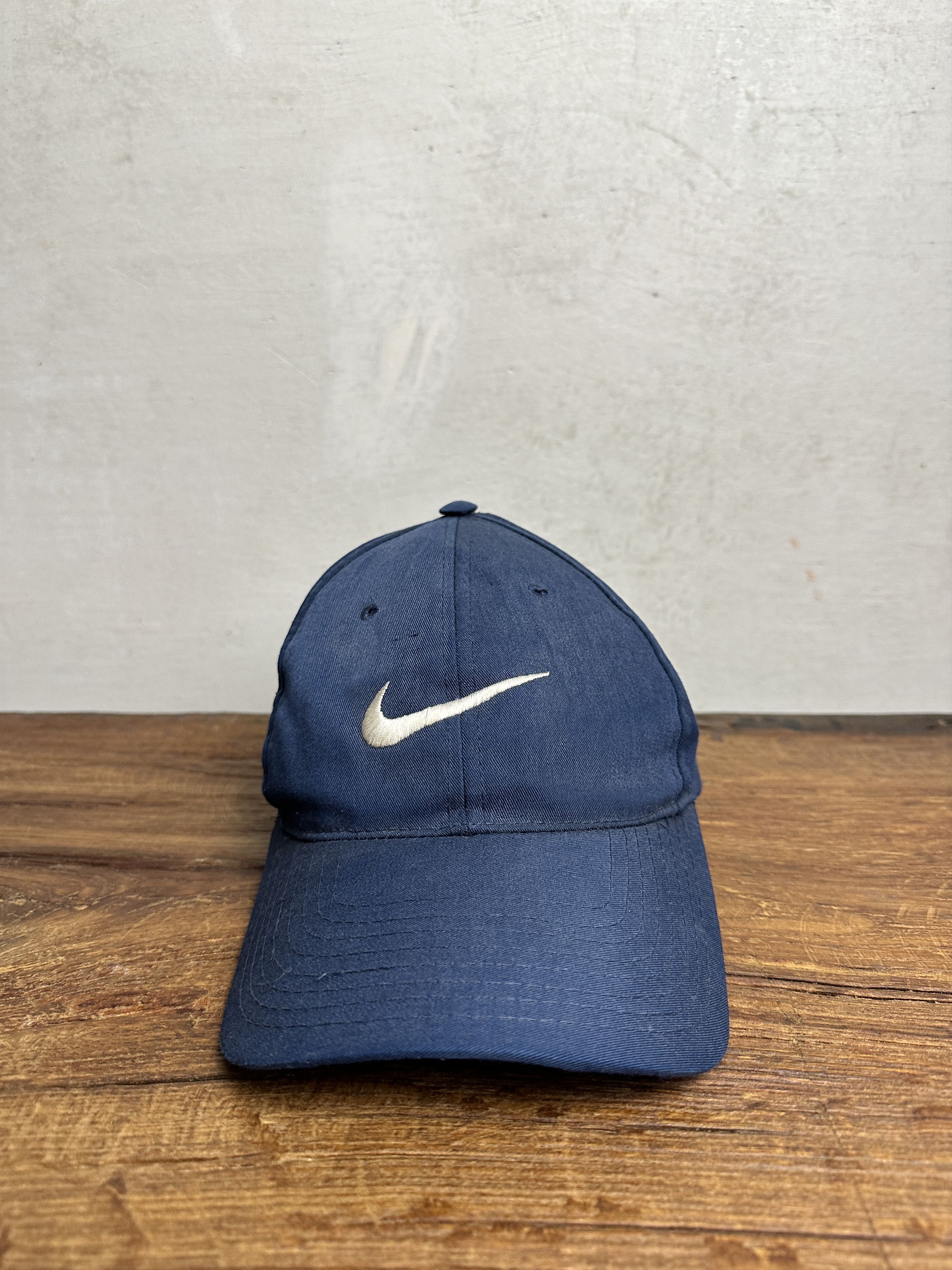 Nike Vintage Nike Baseball Cap Size ONE SIZE - 3 Thumbnail