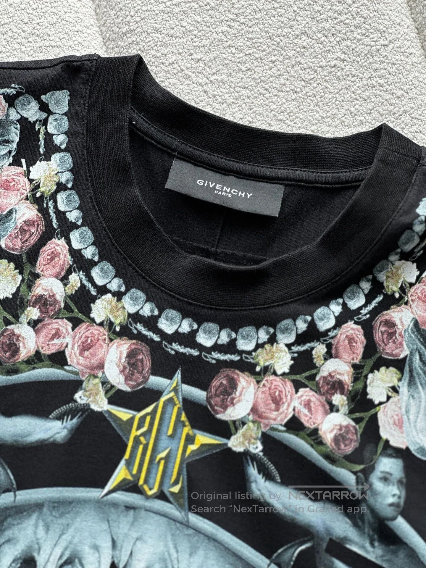Givenchy Givenchy Shark Mouth Print Oversized T. Size US XS / EU 42 / 0 - 4 Thumbnail