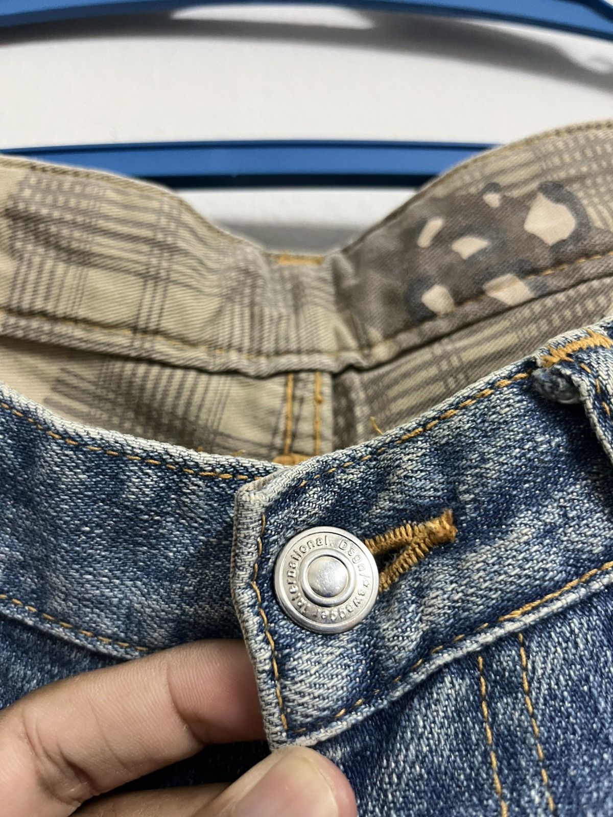 Swagger 🔥 2006 SWAGGER TRASHED DISTRESSED PATCHED JEANS Size US 33 - 11 Thumbnail