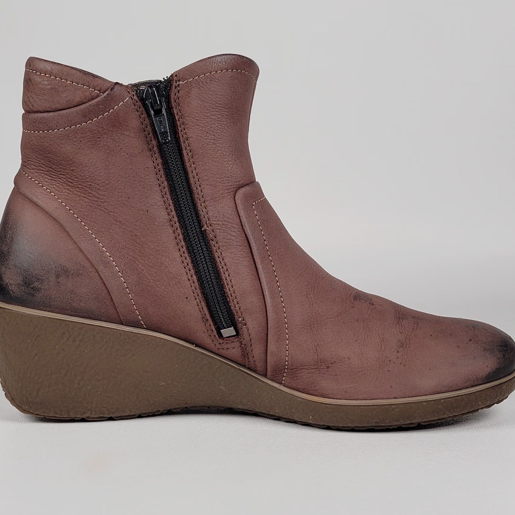 Ecco Ecco Boots Women Brown Leather Wedge Bootie Side Zip Comfort Size 39 US 8.5 Mid Heel Casual Travel Size US 9 / IT 39 - 5 Thumbnail