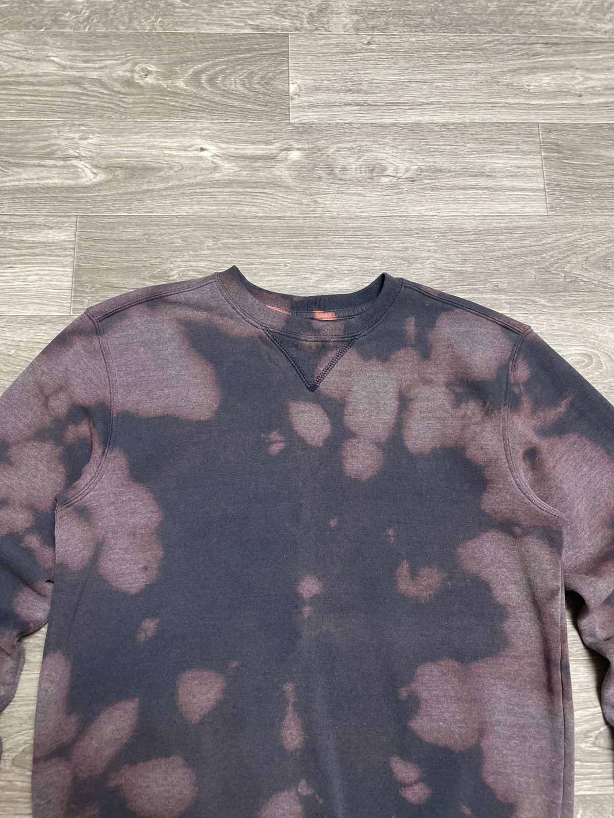 Carhartt Vintage Carhartt Tie Dye Sweatshirt Crewneck Custom Y2K Size US S / EU 44-46 / 1 - 2 Thumbnail