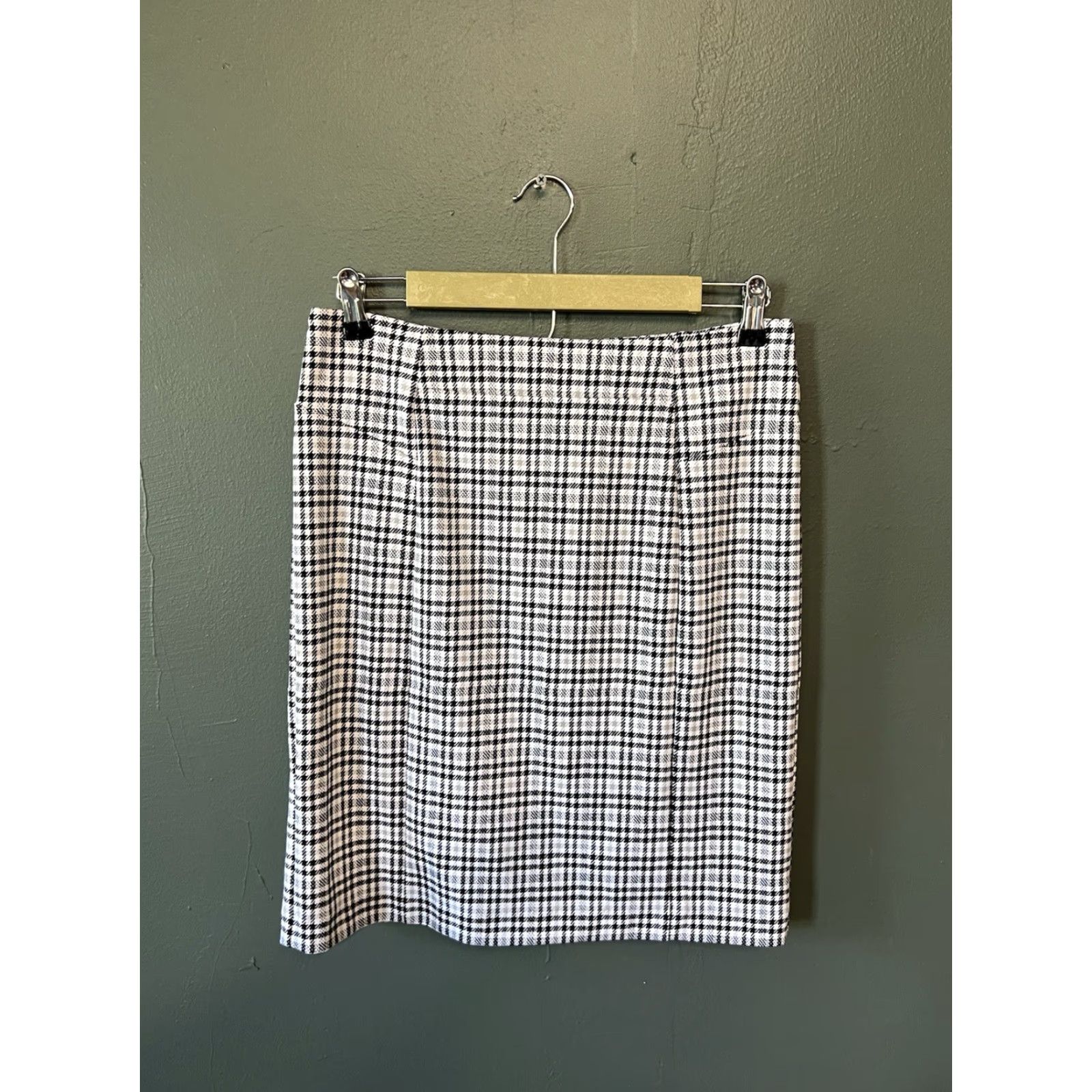 Michael Kors Michael Kors Skirt Pencil Knee Length Size M Black White Multicolor Animal Print ZIP Zipper Size 32" / US 10 / IT 46 - 2 Thumbnail