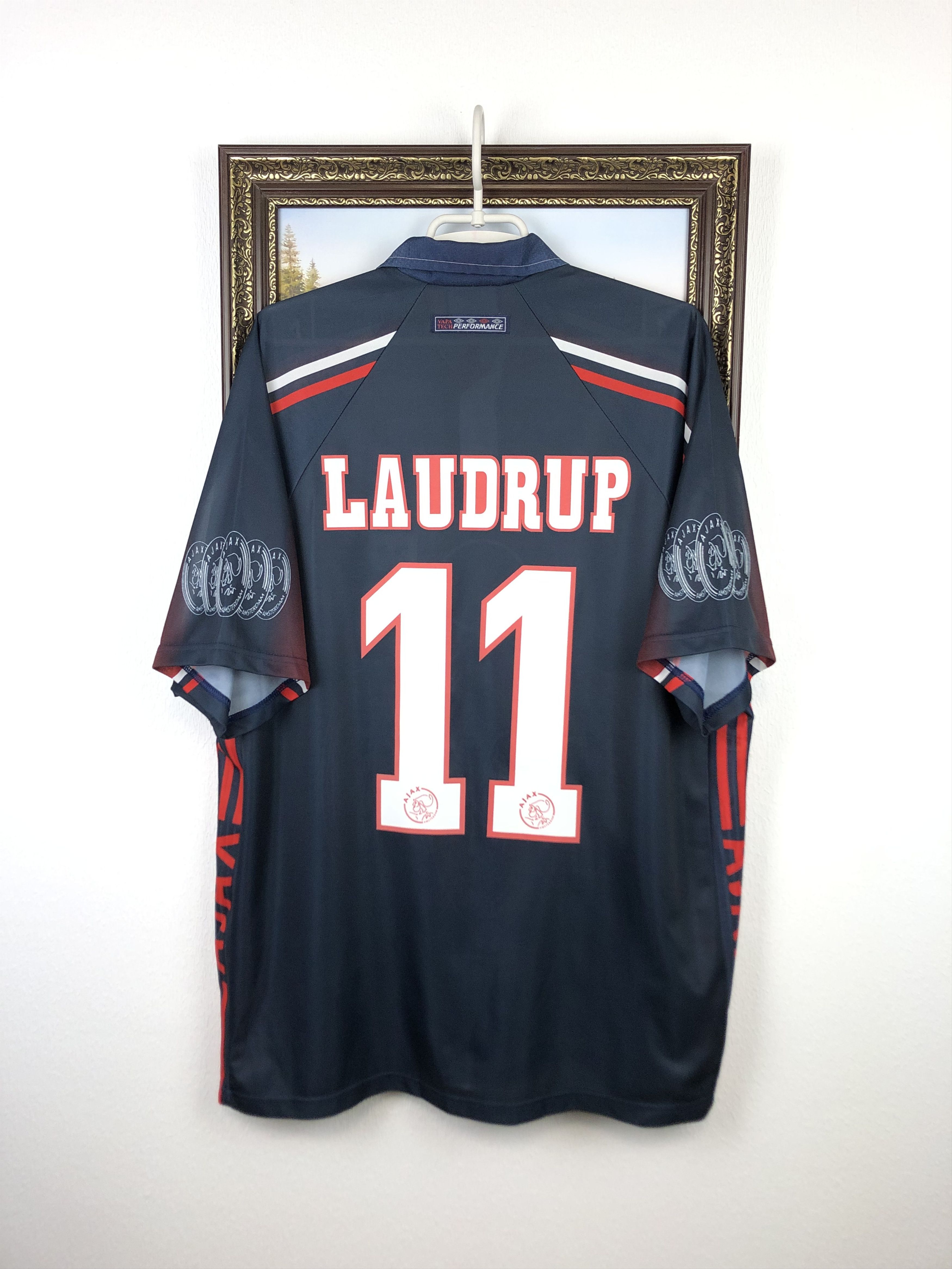 Ajax football shirt 1997 Soccer #11 Laudrup Umbro Jersey