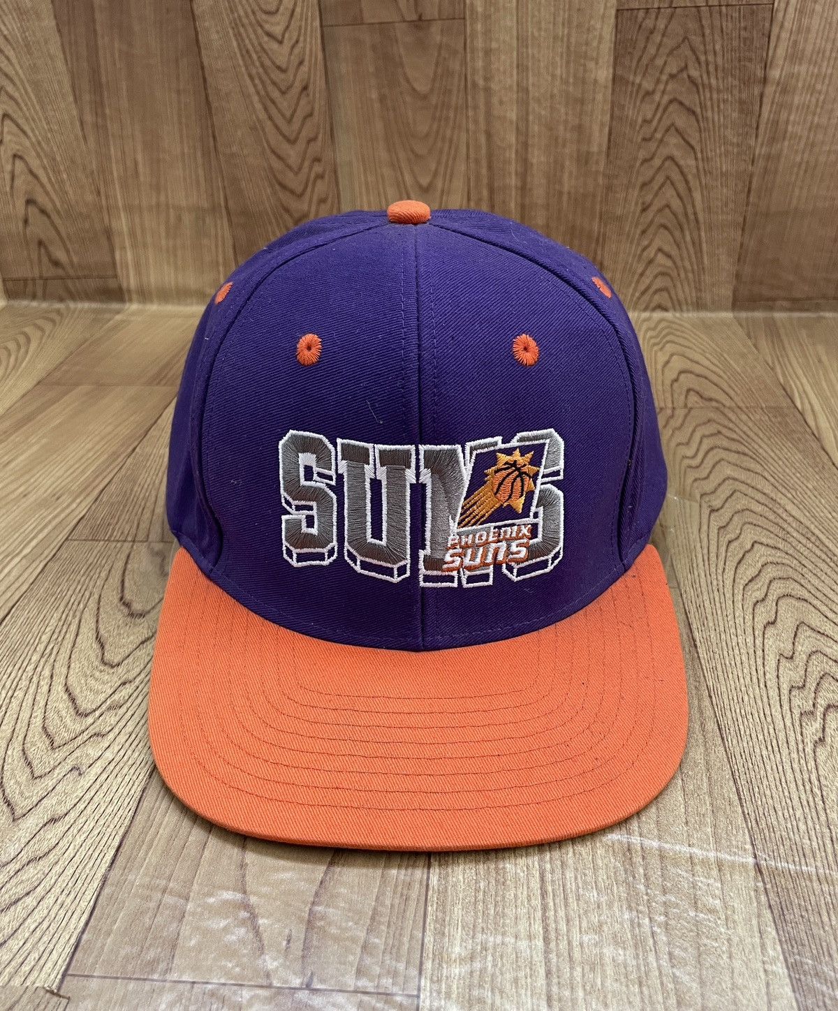 Rare Design Vintage Brand Adidas NBA Phoenix Suns Cap 2000s