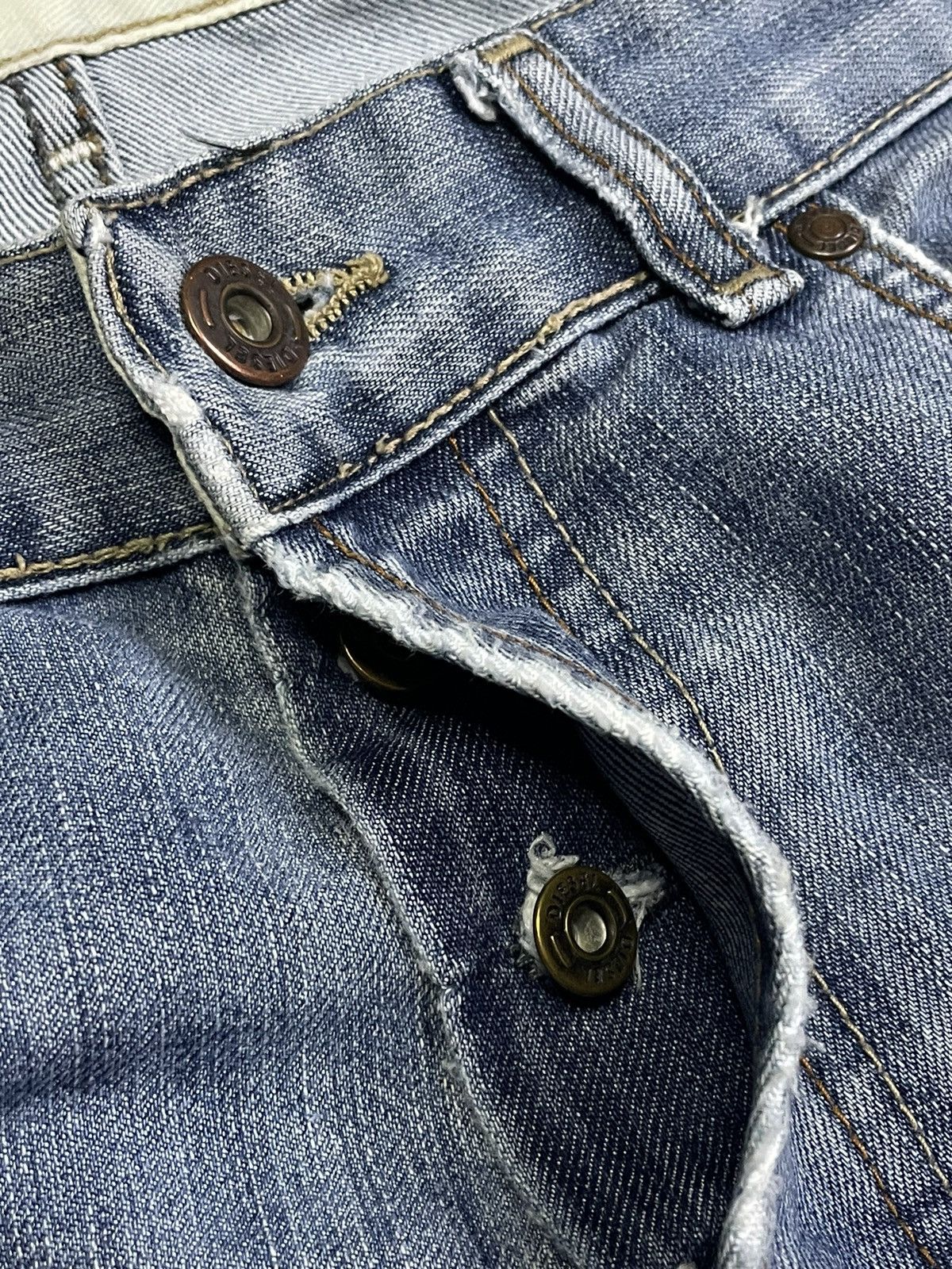 Diesel Vintage Diesel Y2K Denim Jeans 00’s Distressed RARE Size US 33 - 10 Thumbnail