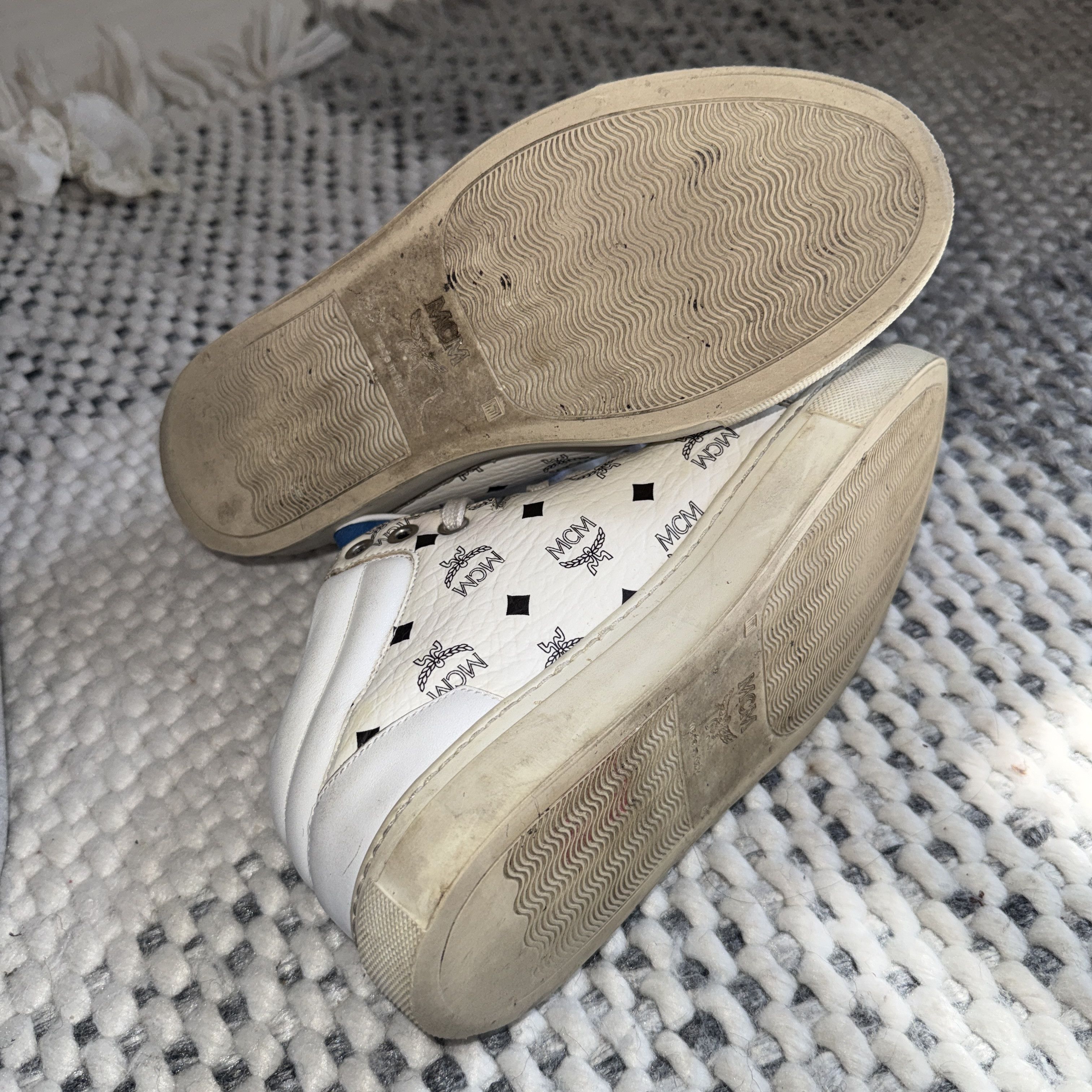 MCM MCM Carryover Mid Visetos Pebbled Leather Sneakers Size US 7 / IT 37 - 6 Thumbnail