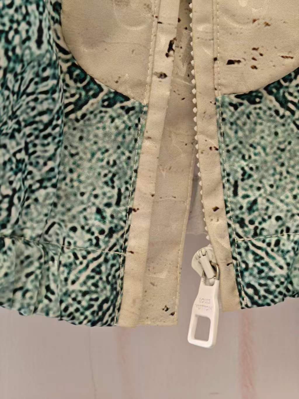 Louis Vuitton Louis Vuitton Marbled presbyopic patchwork assault jacket Size US S / EU 44-46 / 1 - 8 Thumbnail