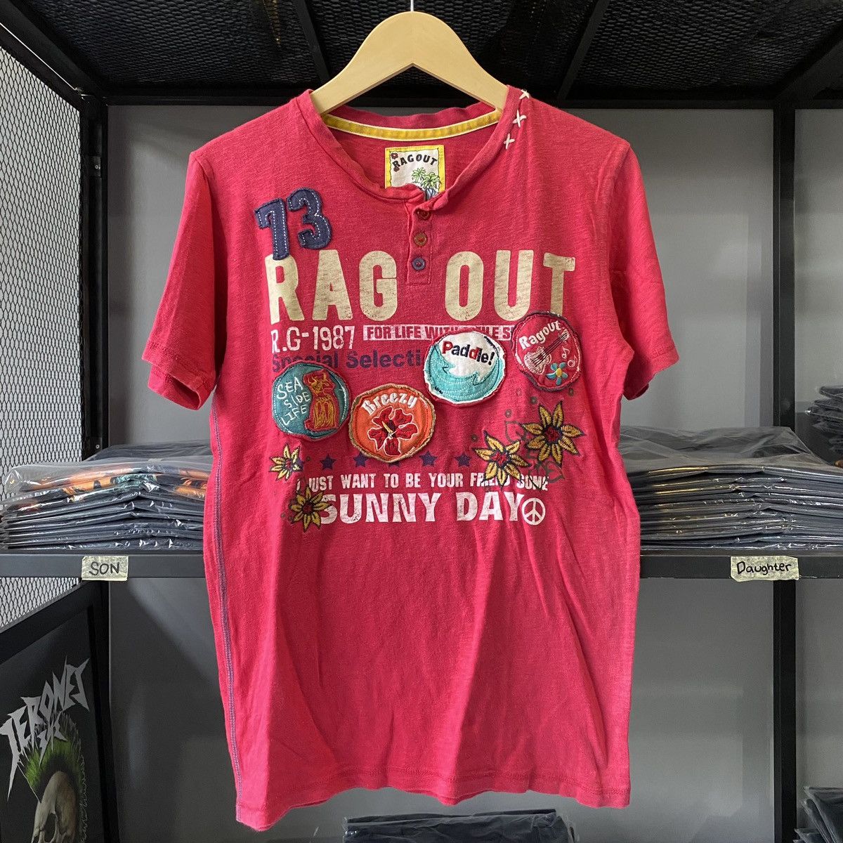 If Six Was Nine × Japanese Brand × Le Grande Bleu (L.G.B.) Japanese Brand Rag Out 🌞Sunny Days🌞 Bright Pink Tees Size US M / EU 48-50 / 2 - 1 Thumbnail