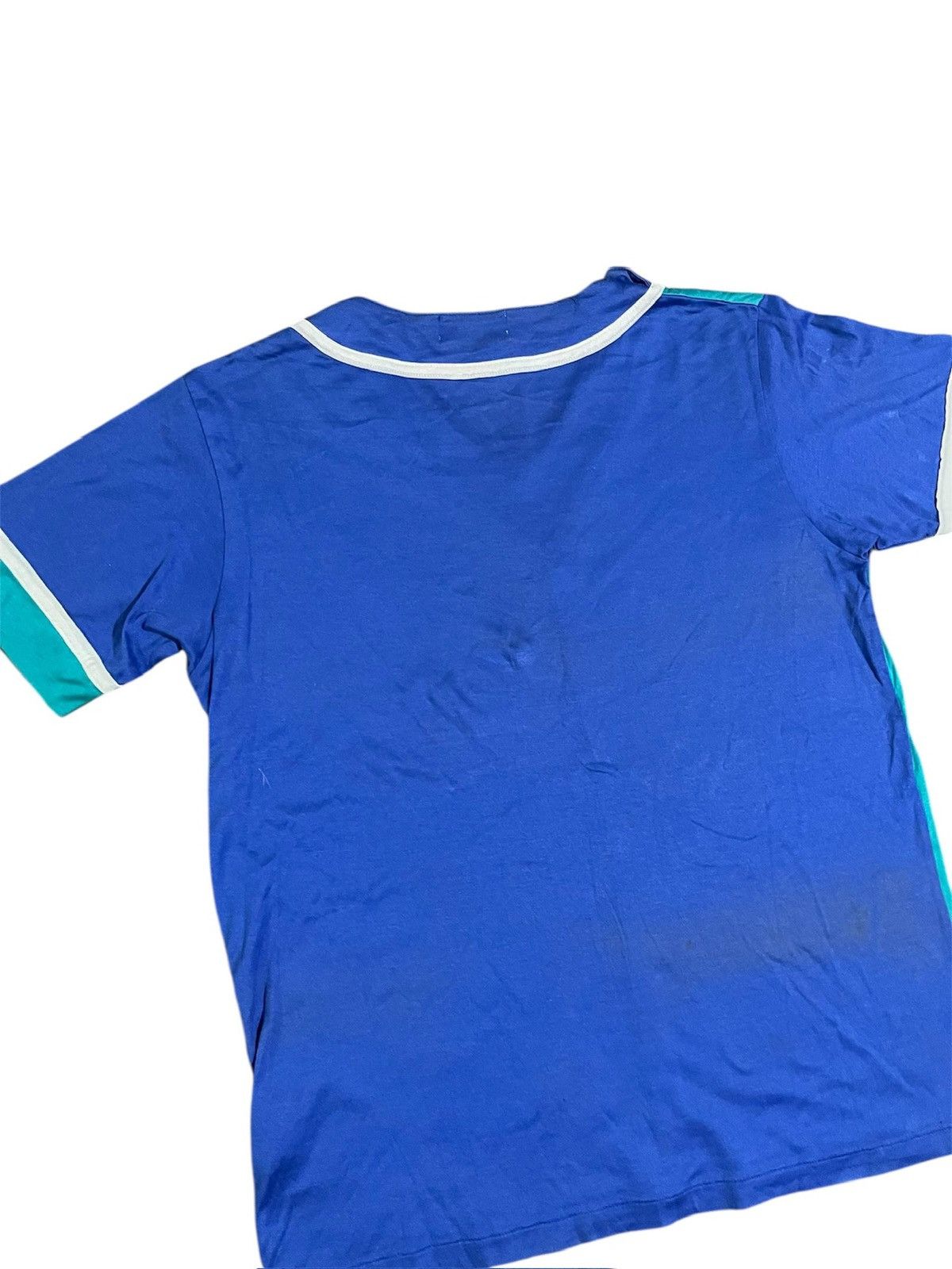 Yves Saint Laurent Vintage Yves Saint Laurent V Neck YSL T Shirt Size M / US 6-8 / IT 42-44 - 4 Thumbnail