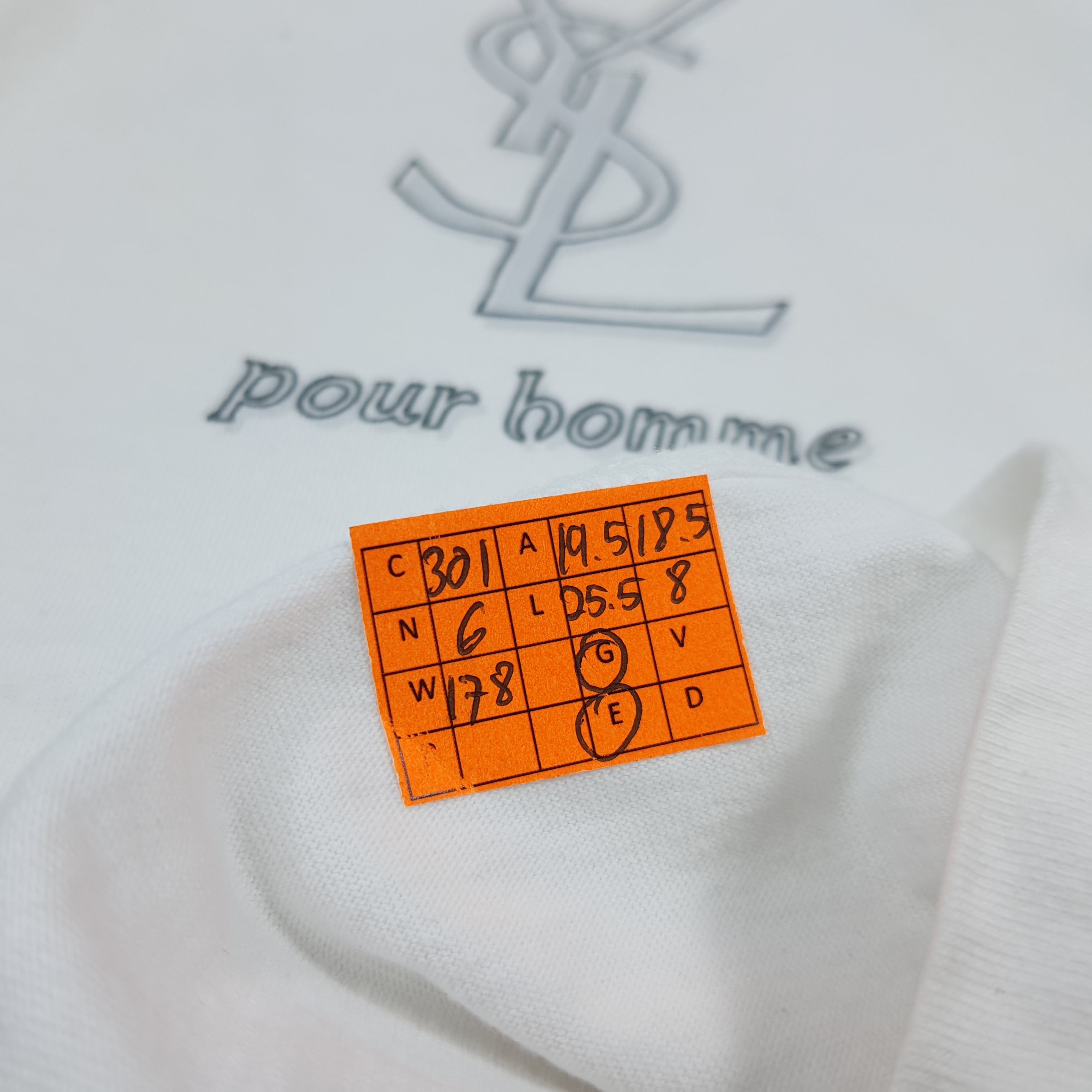 Yves Saint Laurent Vintage Yves Saint Laurent YSL Designer Tshirt C301N6 Size US M / EU 48-50 / 2 - 6 Thumbnail