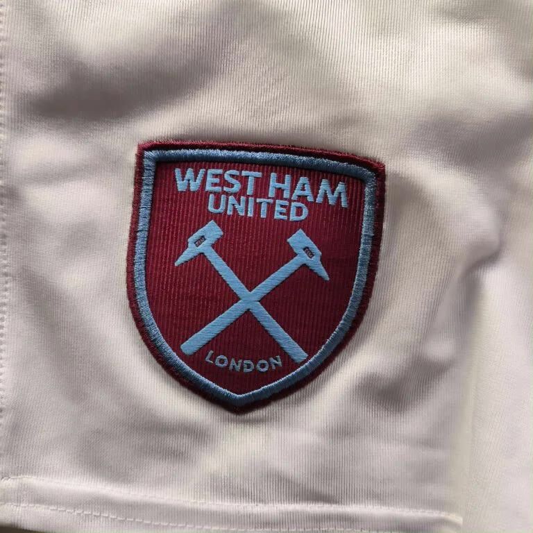 Umbro West Ham United Umbro football shorts size S Size US 28 / EU 44 - 3 Thumbnail