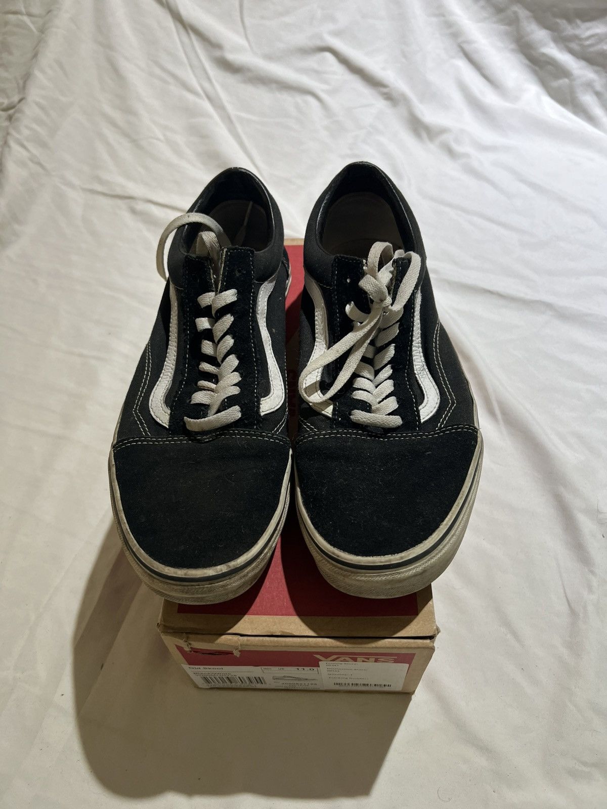 Vans Vans Old Skool Size US 11 / EU 44 - 2 Thumbnail