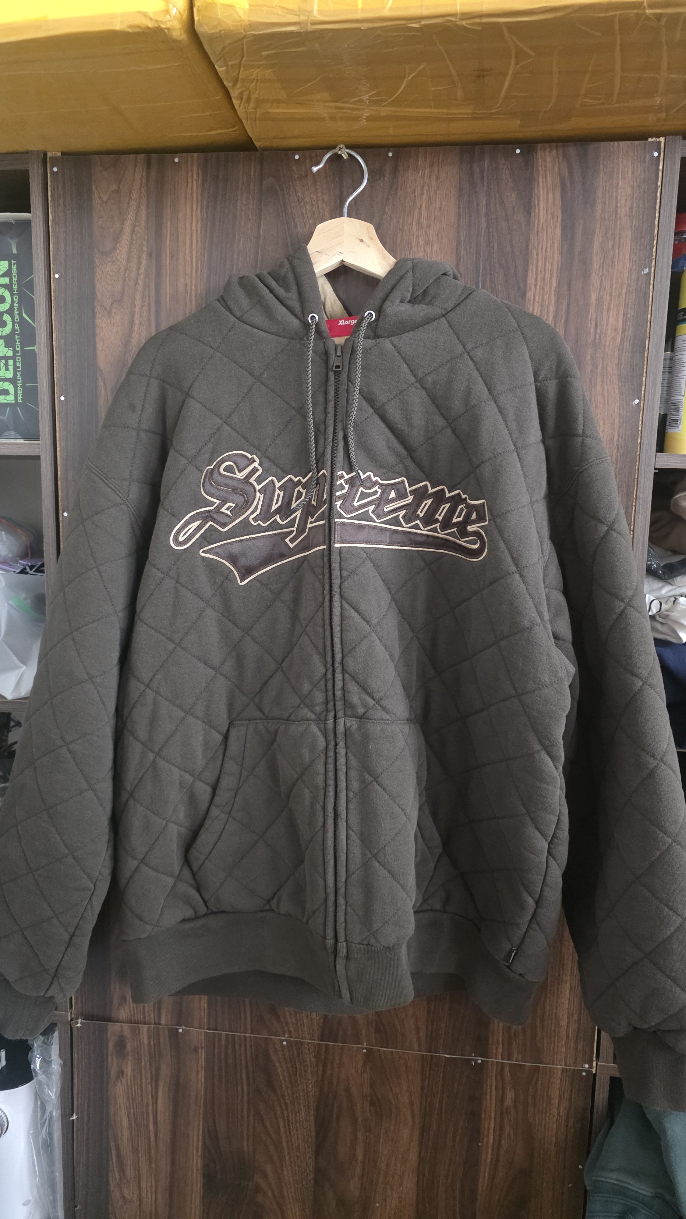 Supreme Supreme Quilted Zip Up Hooded Sweatshirt 'Dark Brown' Size US XL / EU 56 / 4 - 2 Thumbnail