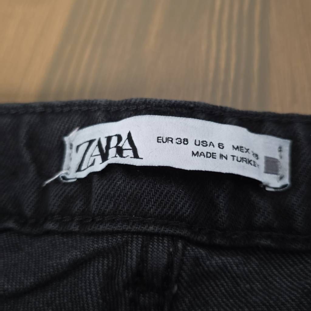 Zara Zara Women's Size 6 Black Denim Relaxed Jeans Size 28" / US 6 / IT 42 - 2 Thumbnail