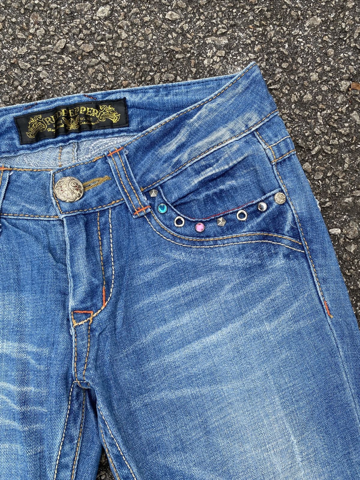 Japanese Brand Red Pepper Low Rise Faded Blue Back Logo Flare Jeans Size US 30 / EU 46 - 7 Thumbnail