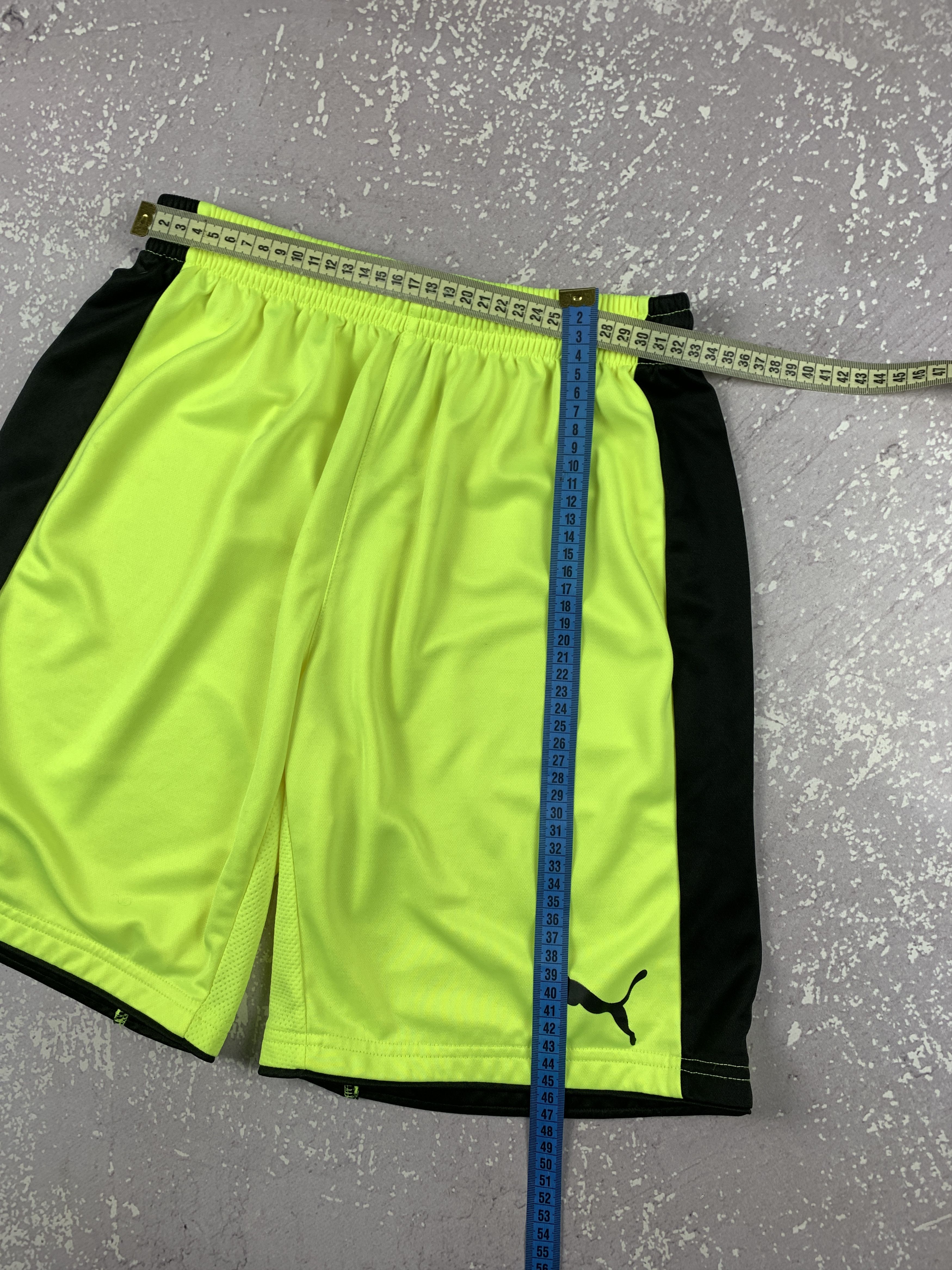 Puma Puma Acid Soccer Football Sport Shorts Mens M Acid Green Size US 32 / EU 48 - 6 Thumbnail
